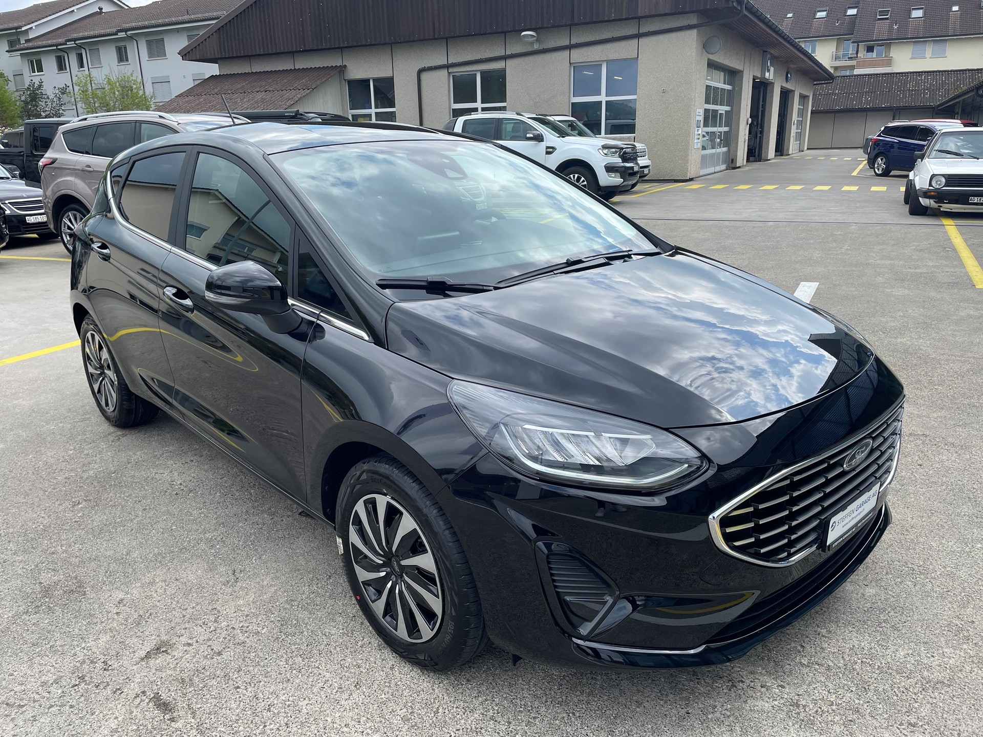 FORD Fiesta 1.0 MHEV Titan X A-image-9