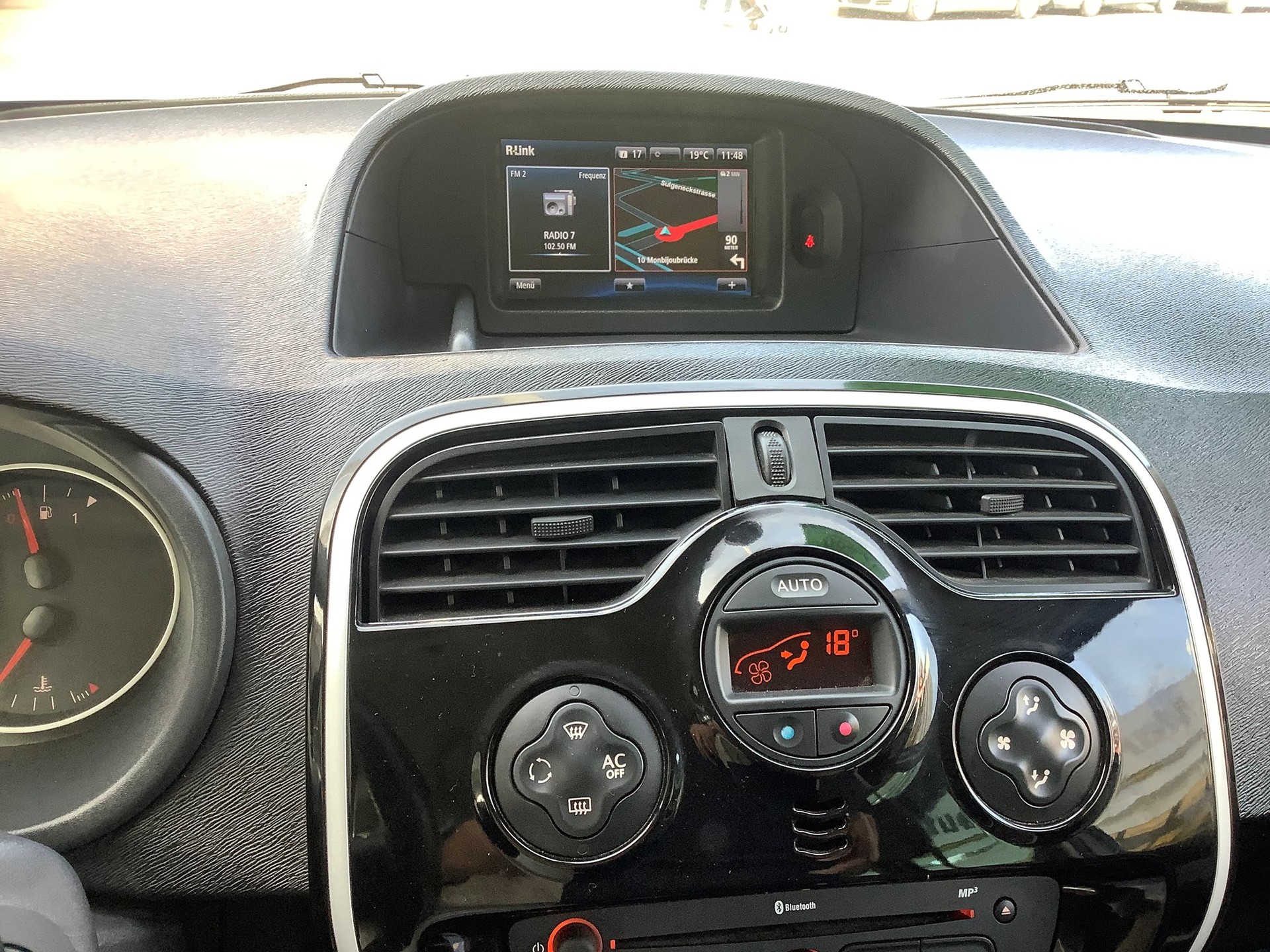 RENAULT Kangoo 1.5 dCi Extrem-image-15