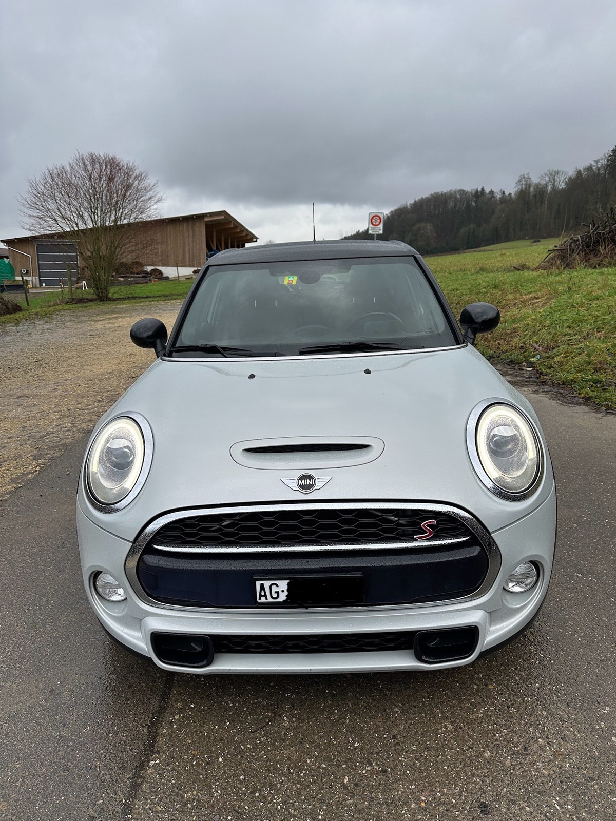 MINI Cooper S F55-image-5