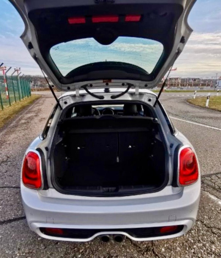 MINI Cooper S F55-image-10