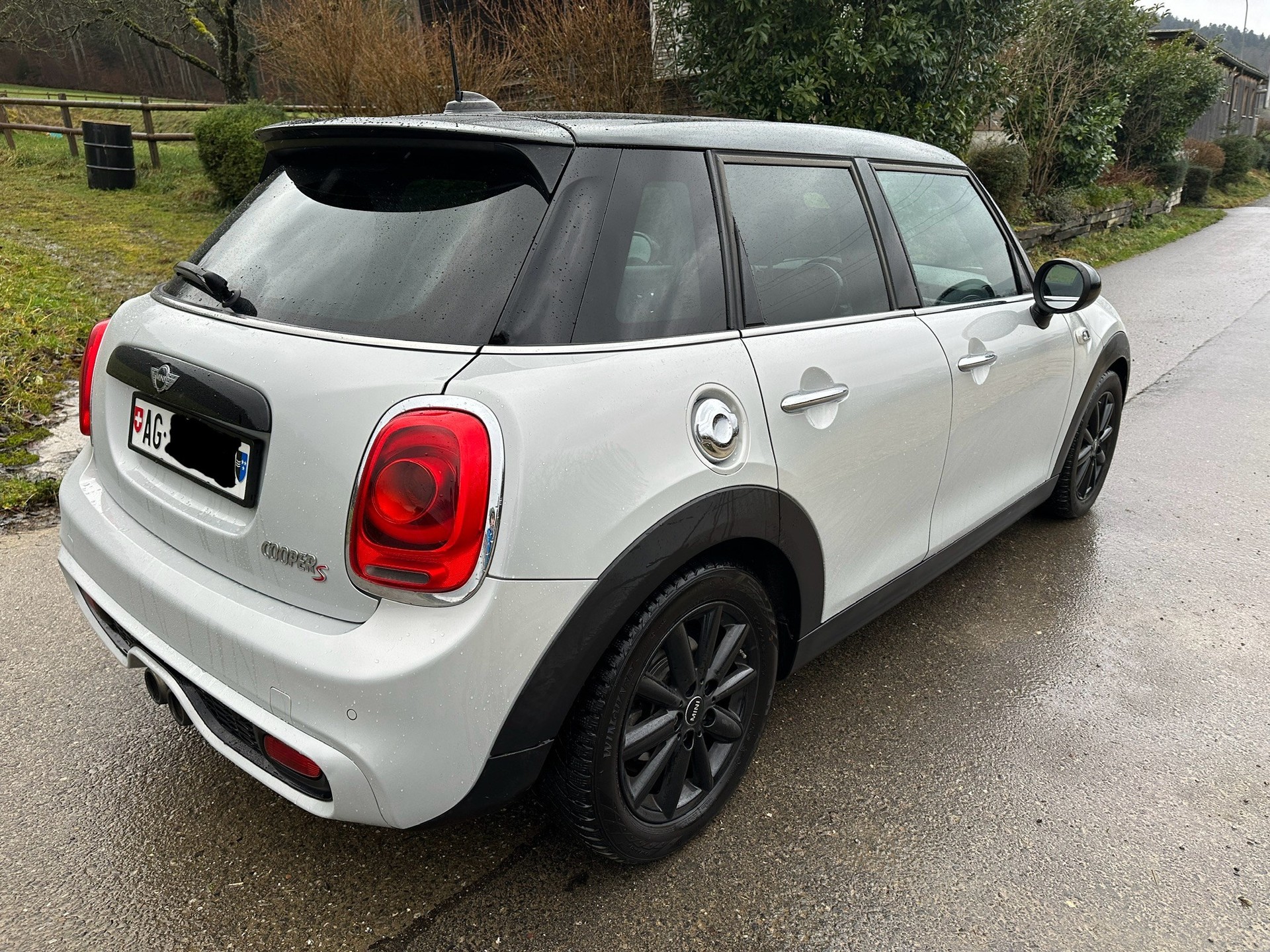MINI Cooper S F55-image-11