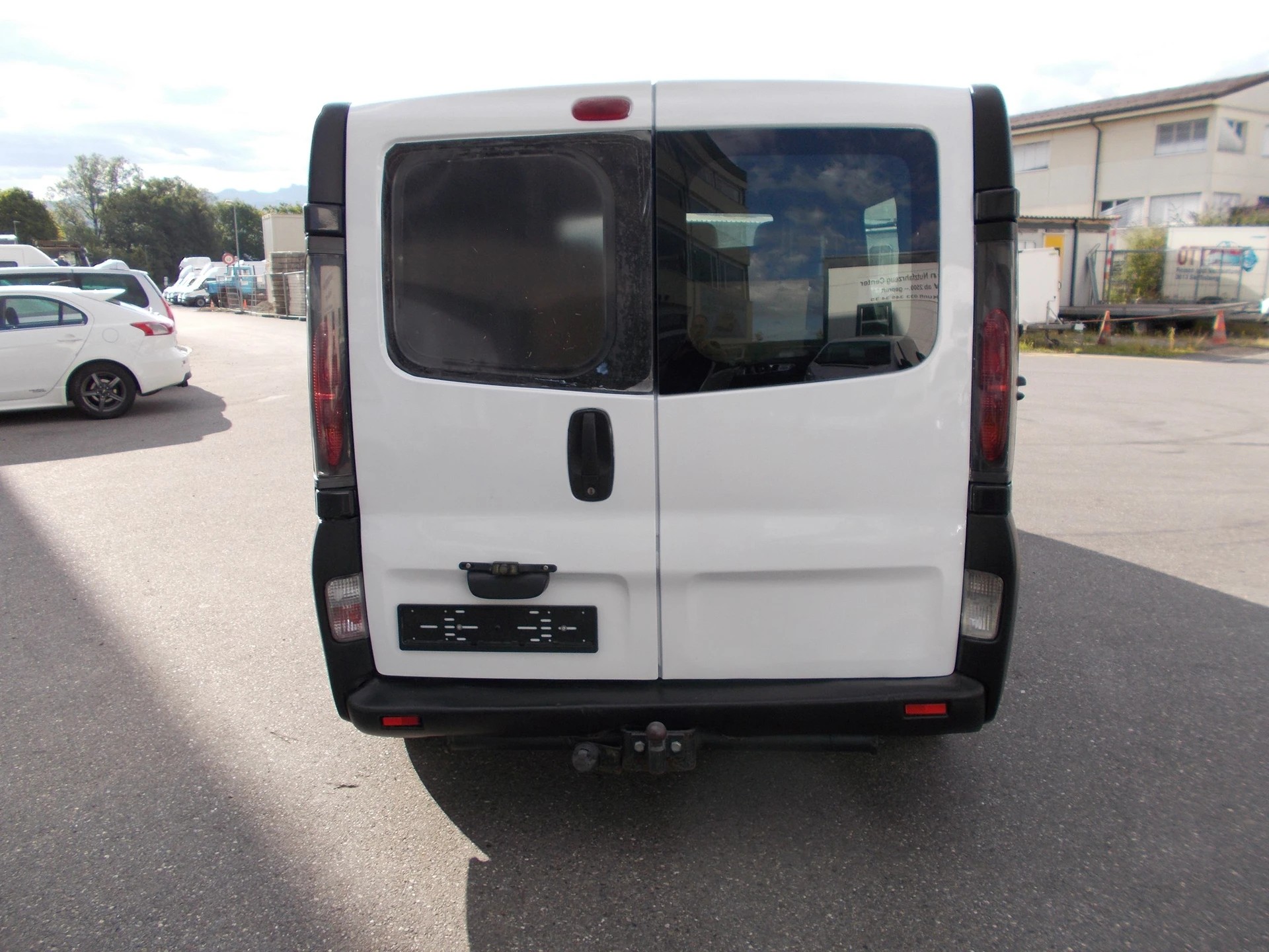 OPEL Vivaro 1.9 CDTI 2-image-3