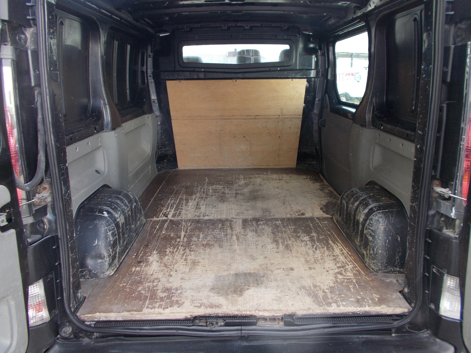 OPEL Vivaro 1.9 CDTI 2-image-4