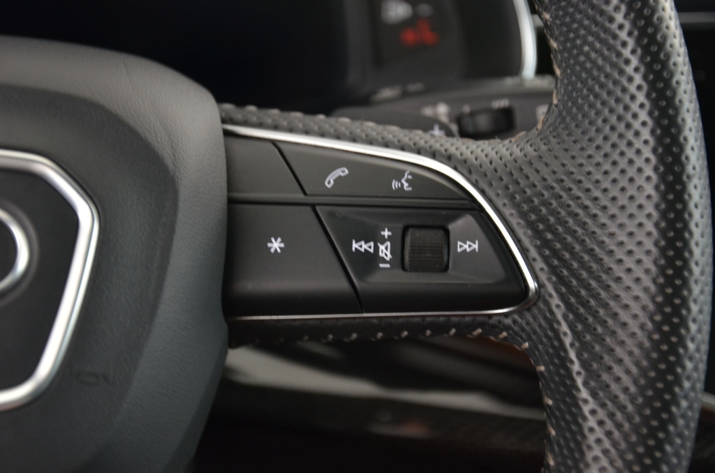 AUDI SQ8 50 TDI quattro-image-20