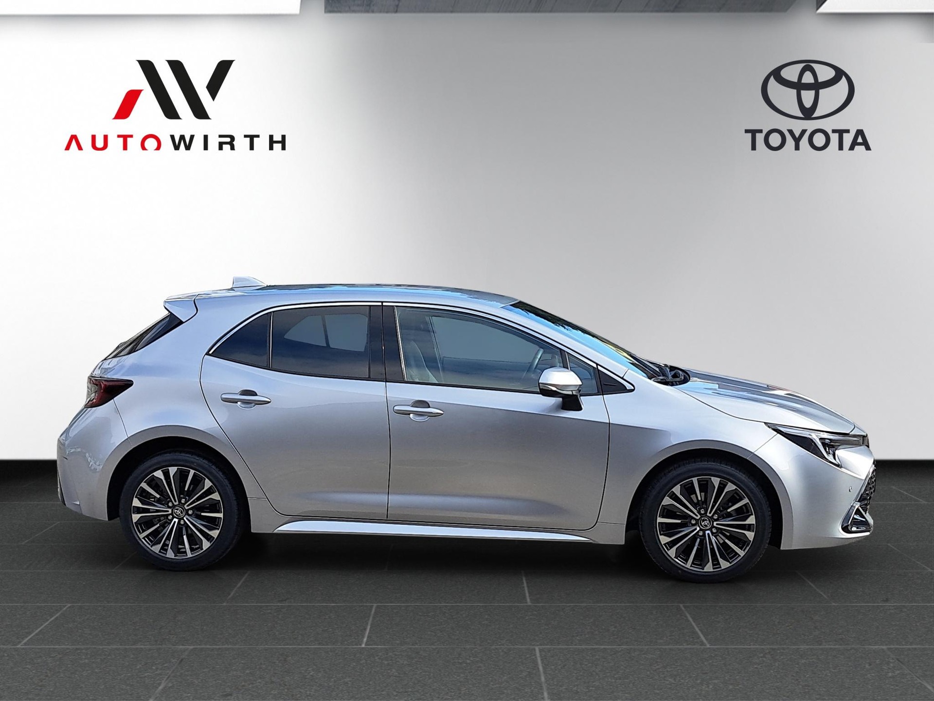 TOYOTA Corolla 1.8 HSD Trend-image-3