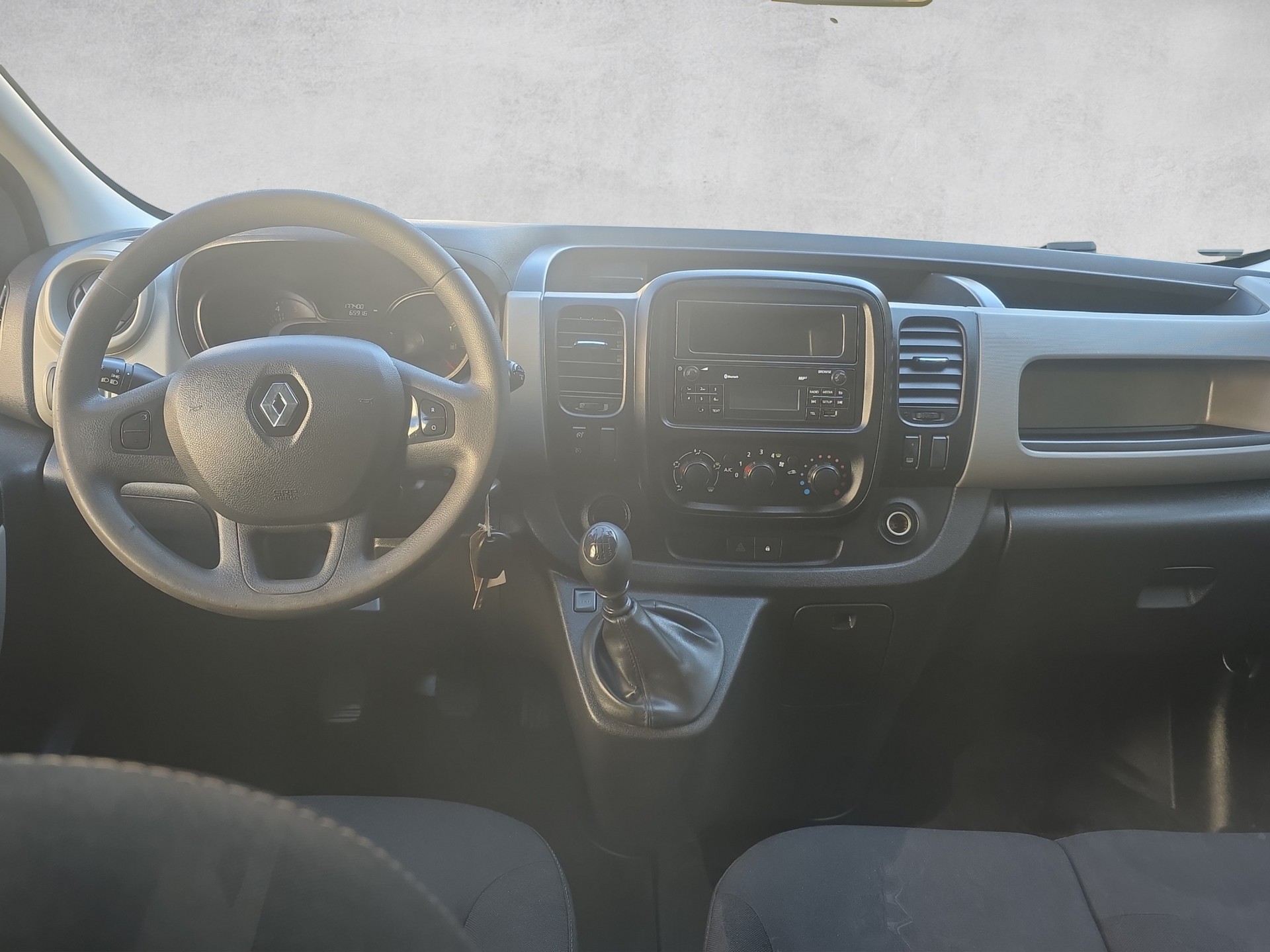 RENAULT Trafic 1.6 dCi 120 2.9t Acces L1H1-image-4