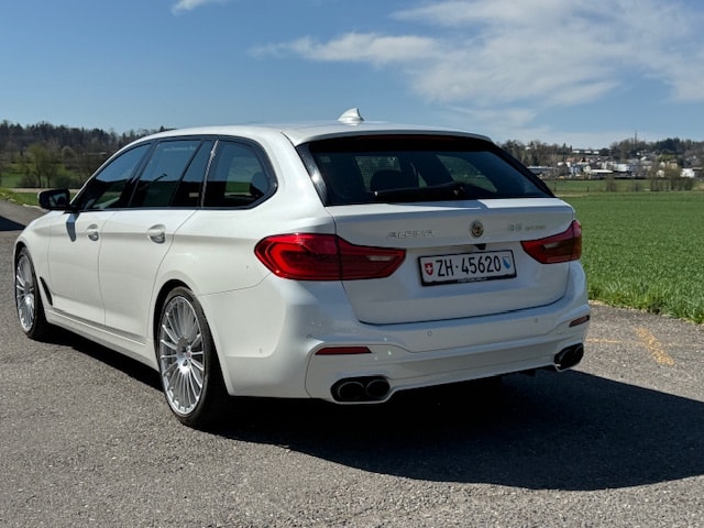 BMW-ALPINA B5 4.4 V8 Touring-image-2