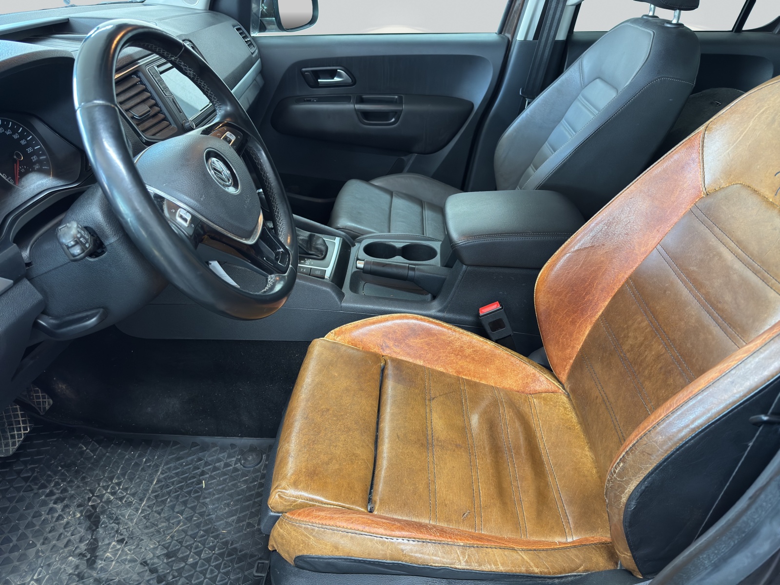 VW Amarok 3.0TDI Highline 4Motion Automatic-image-4