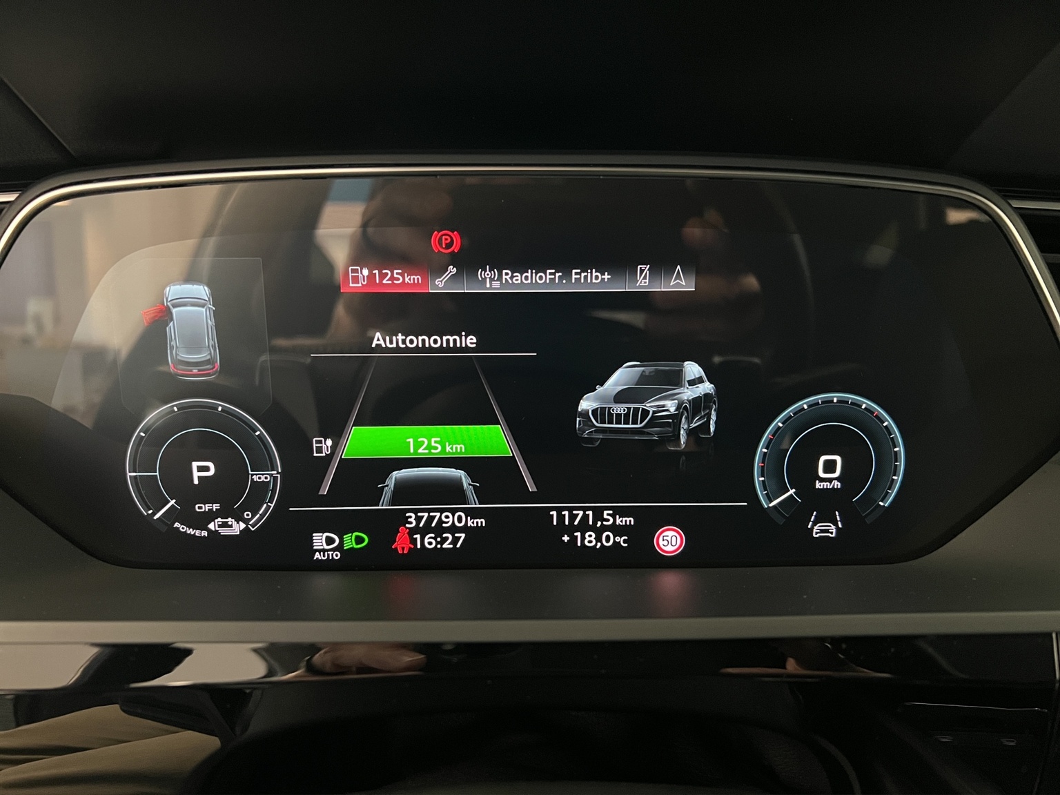 AUDI e-tron 50 Sportback quattro-image-7