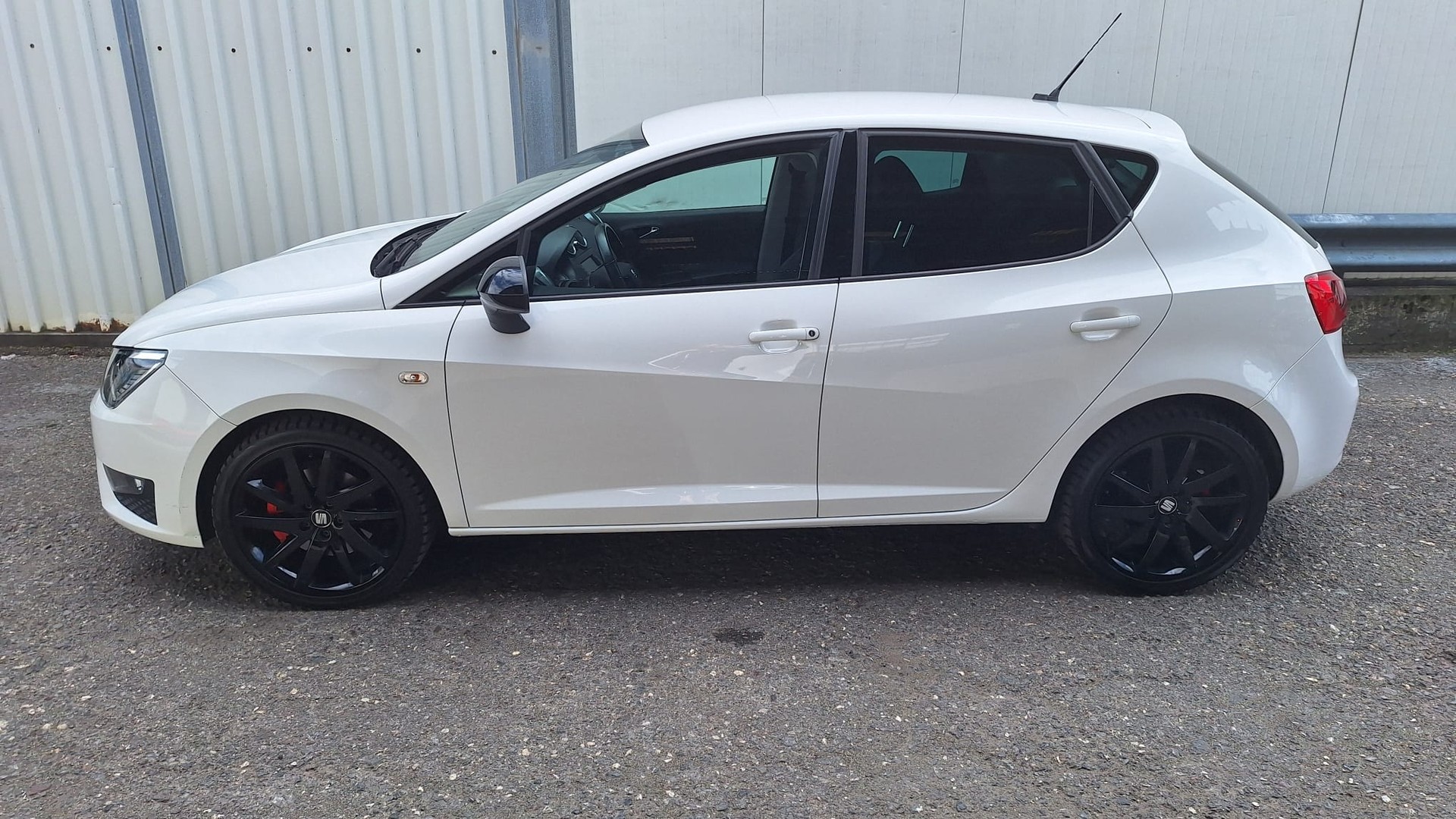 SEAT Ibiza 1.4 TDI FR Line-image-4