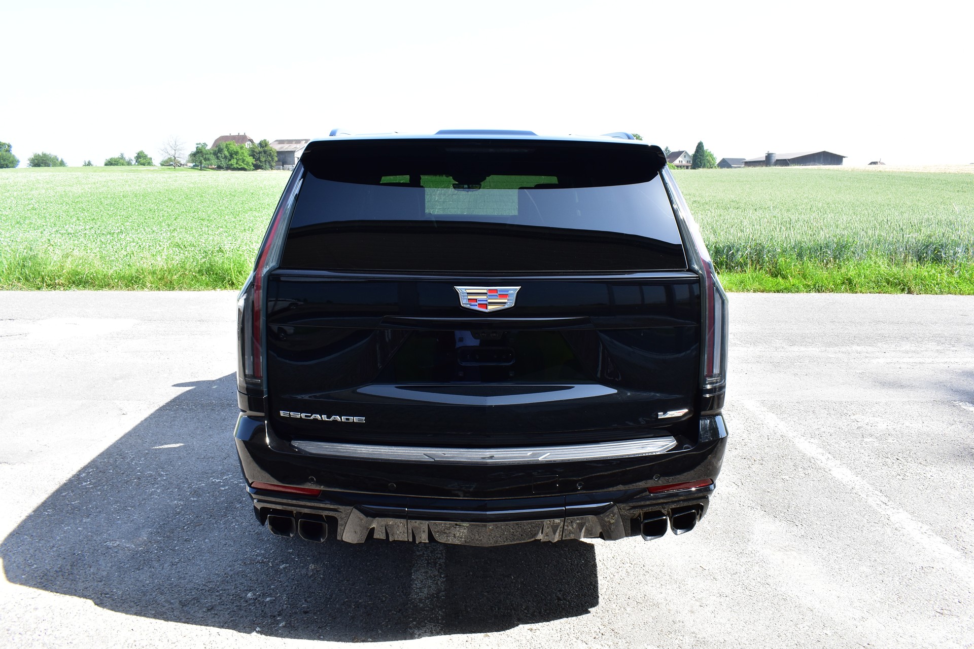 CADILLAC Escalade-V 2026-image-4