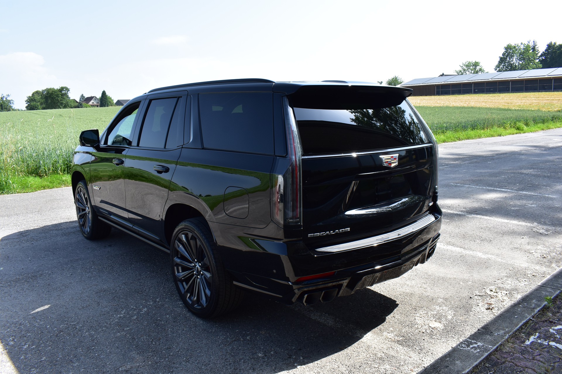 CADILLAC Escalade-V 2026-image-5