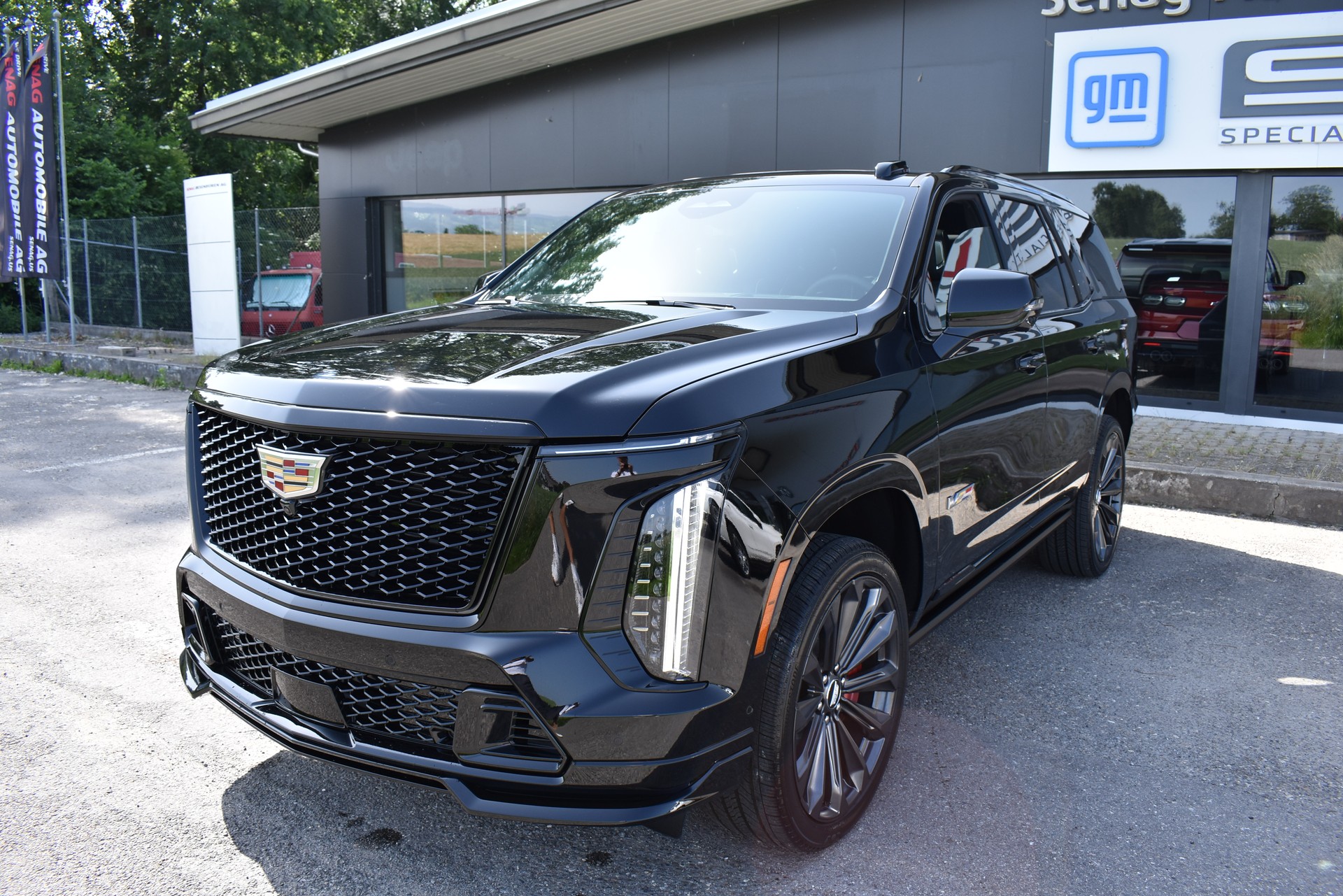 CADILLAC Escalade-V 2026-image-7