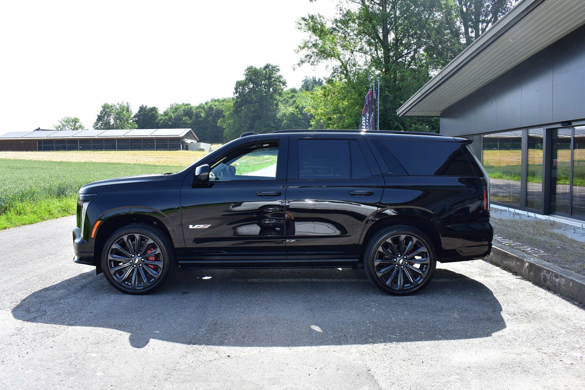 CADILLAC Escalade-V 2026-image-6