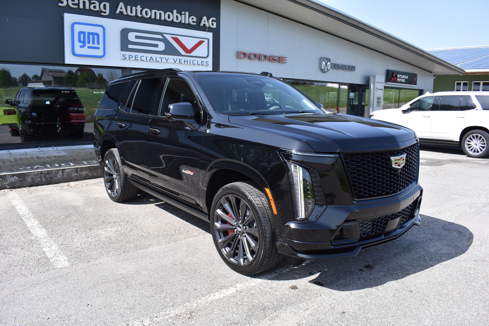 CADILLAC Escalade-V 2026-image-1