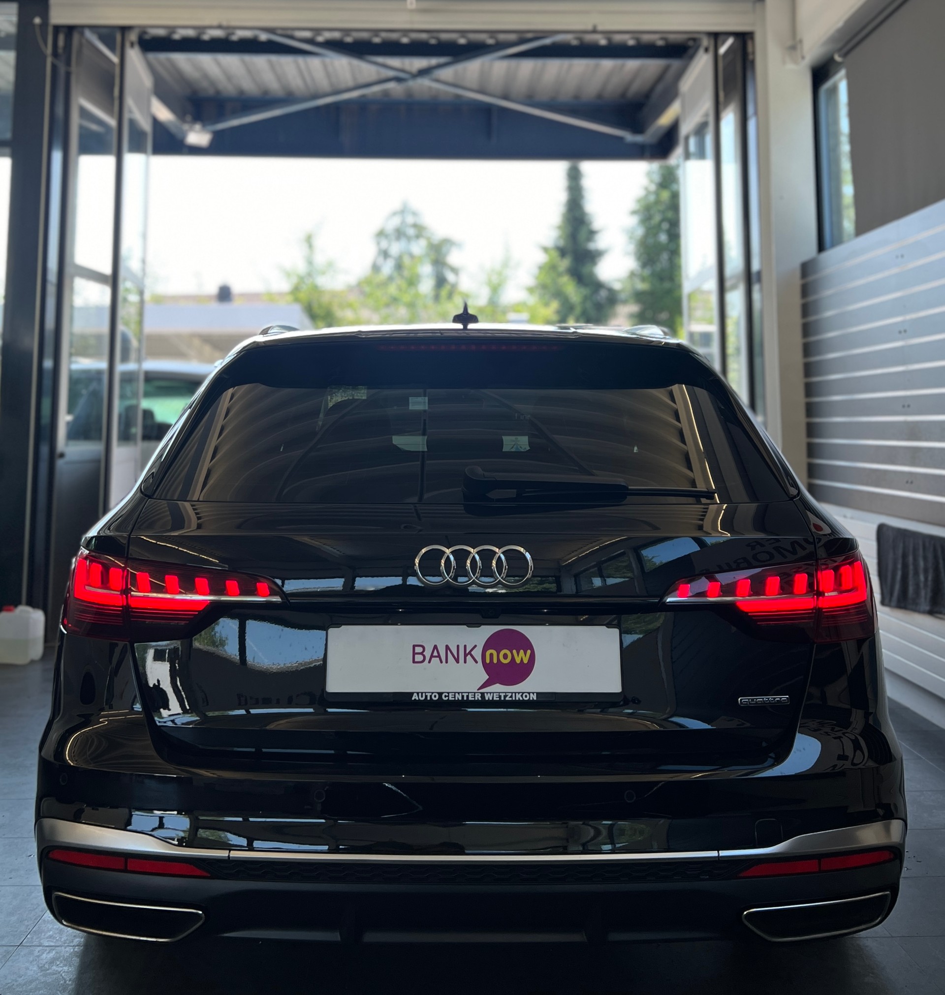 AUDI A4 Avant 40 TDI S line Attraction quattro S-tronic-image-5