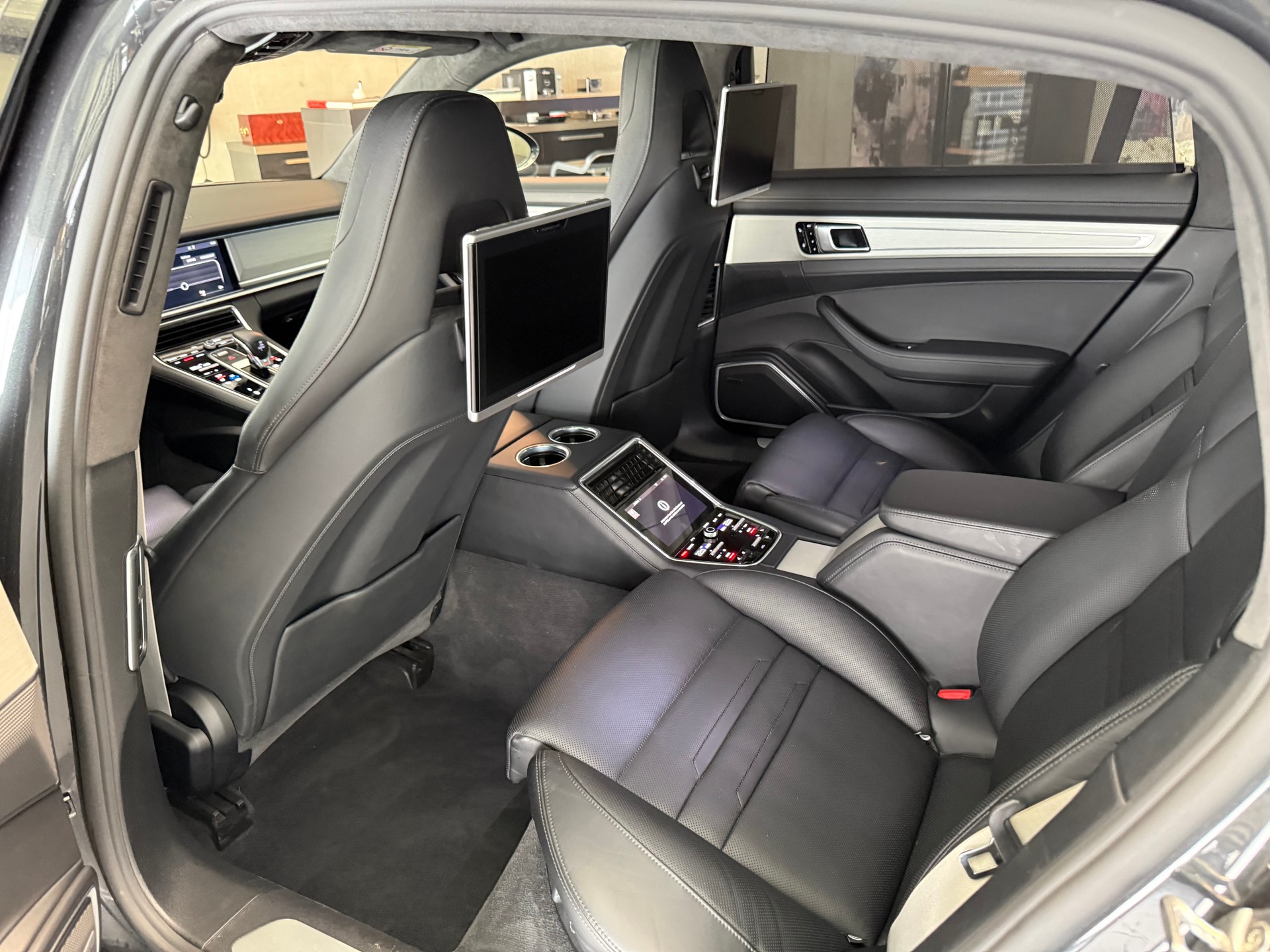 PORSCHE Panamera 4.0 V8 Turbo S E-Hybrid-image-8