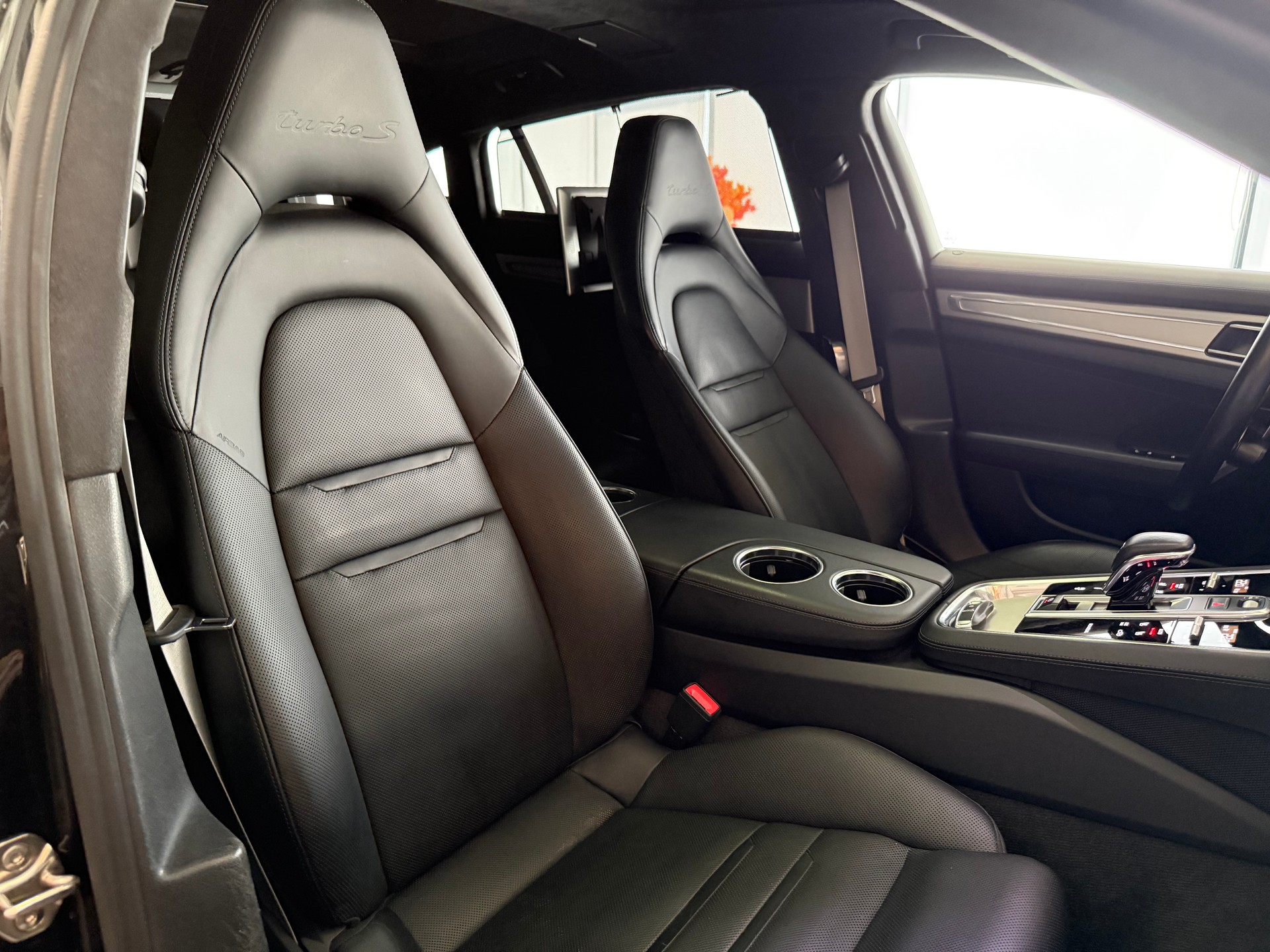 PORSCHE Panamera 4.0 V8 Turbo S E-Hybrid-image-27