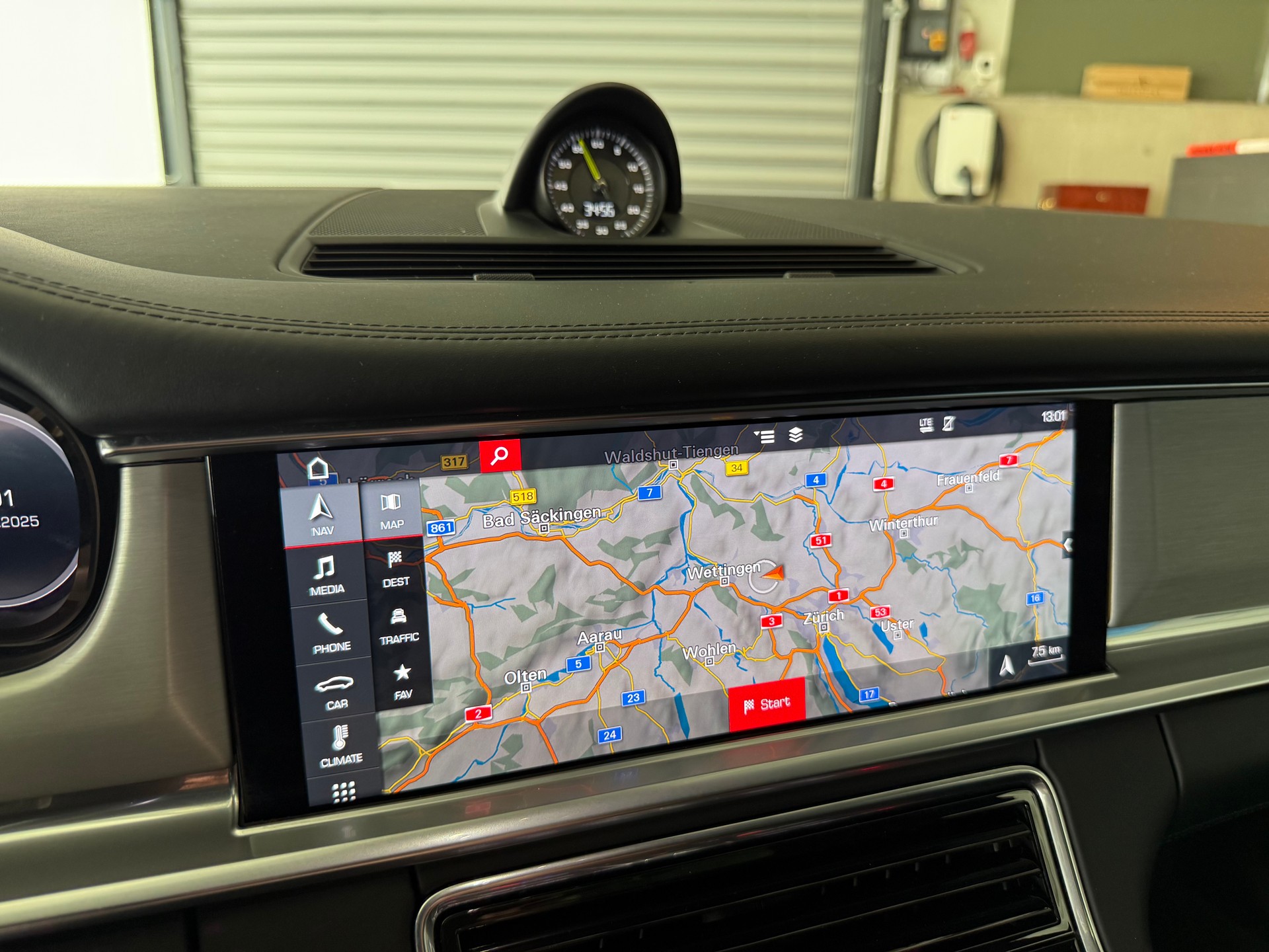PORSCHE Panamera 4.0 V8 Turbo S E-Hybrid-image-16