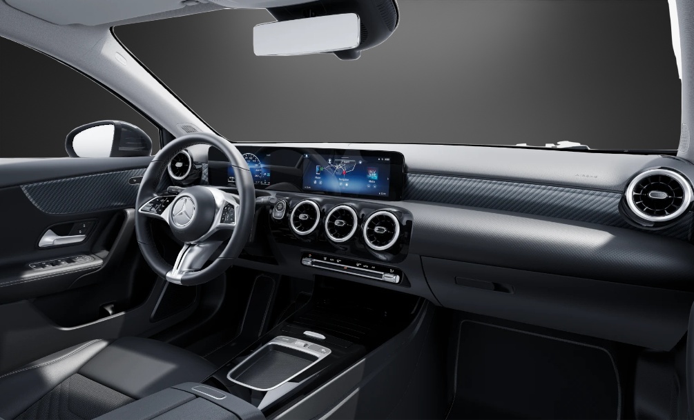 MERCEDES-BENZ A 180 d 8G-DCT-image-5