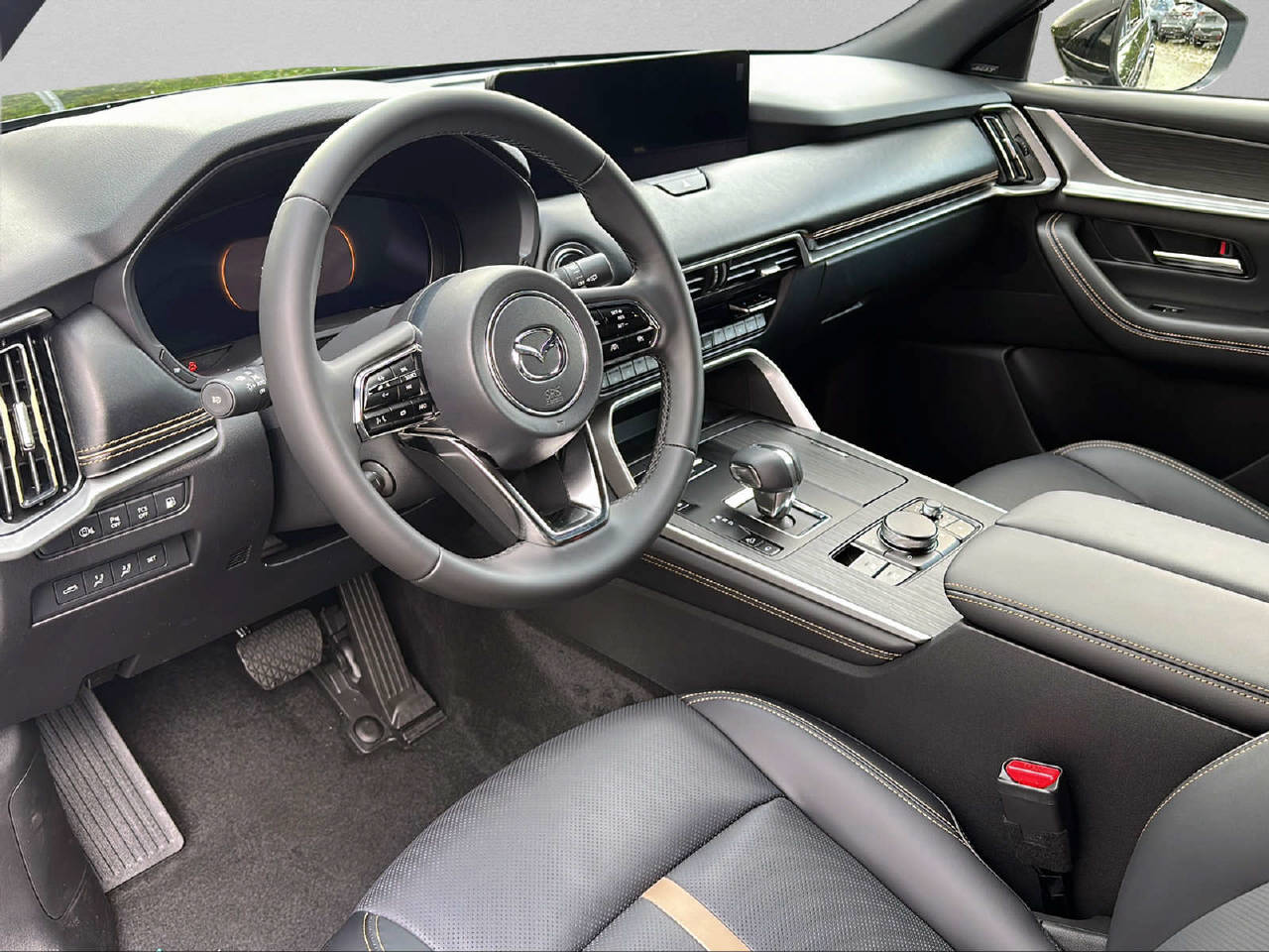 MAZDA CX-80 2.5 PHEV Homura Plus AWD-image-4