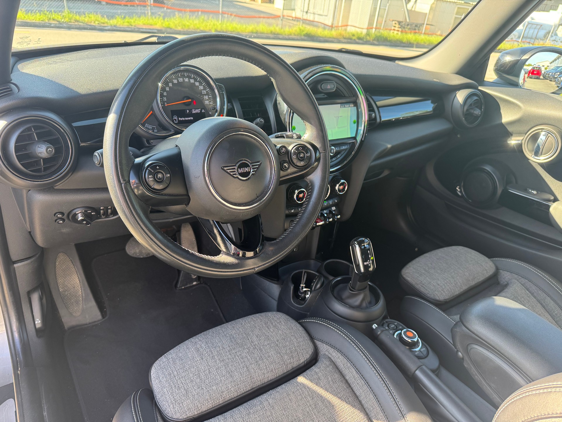 MINI Cooper Steptronic DKG-image-14