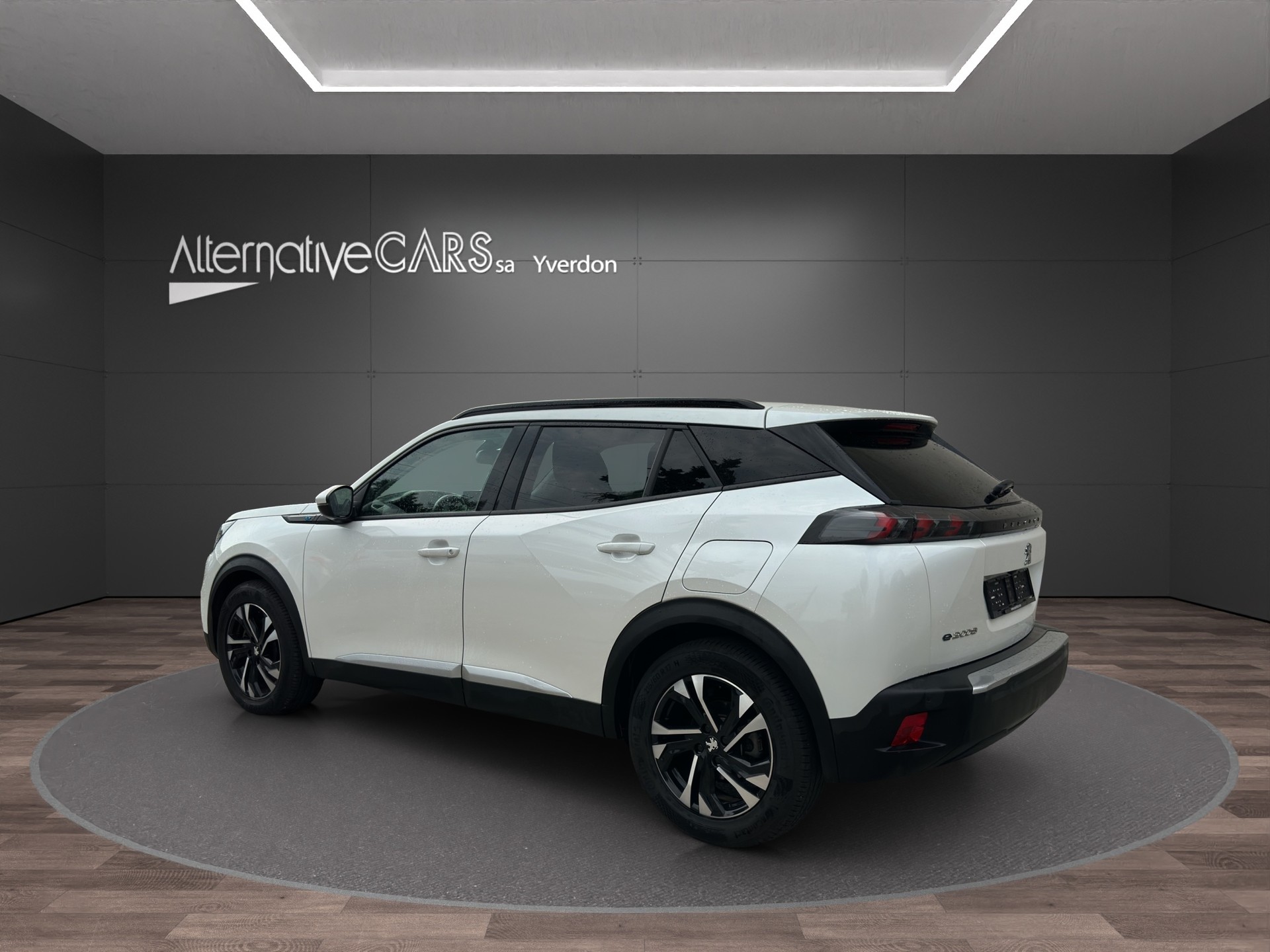 PEUGEOT 2008 e Allure-image-3