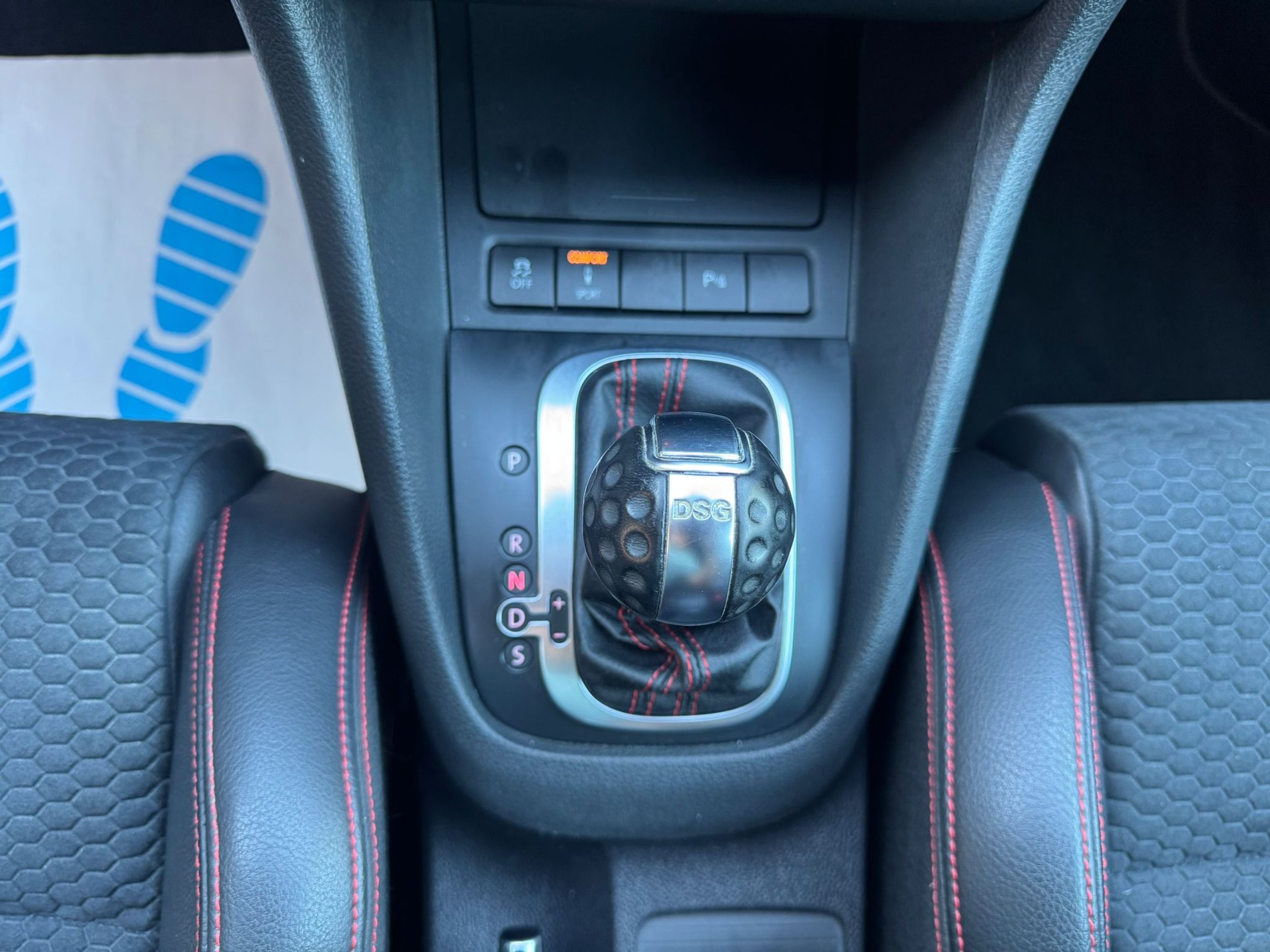 VW Golf 2.0 TSI GTI Edition 35 DSG-image-21