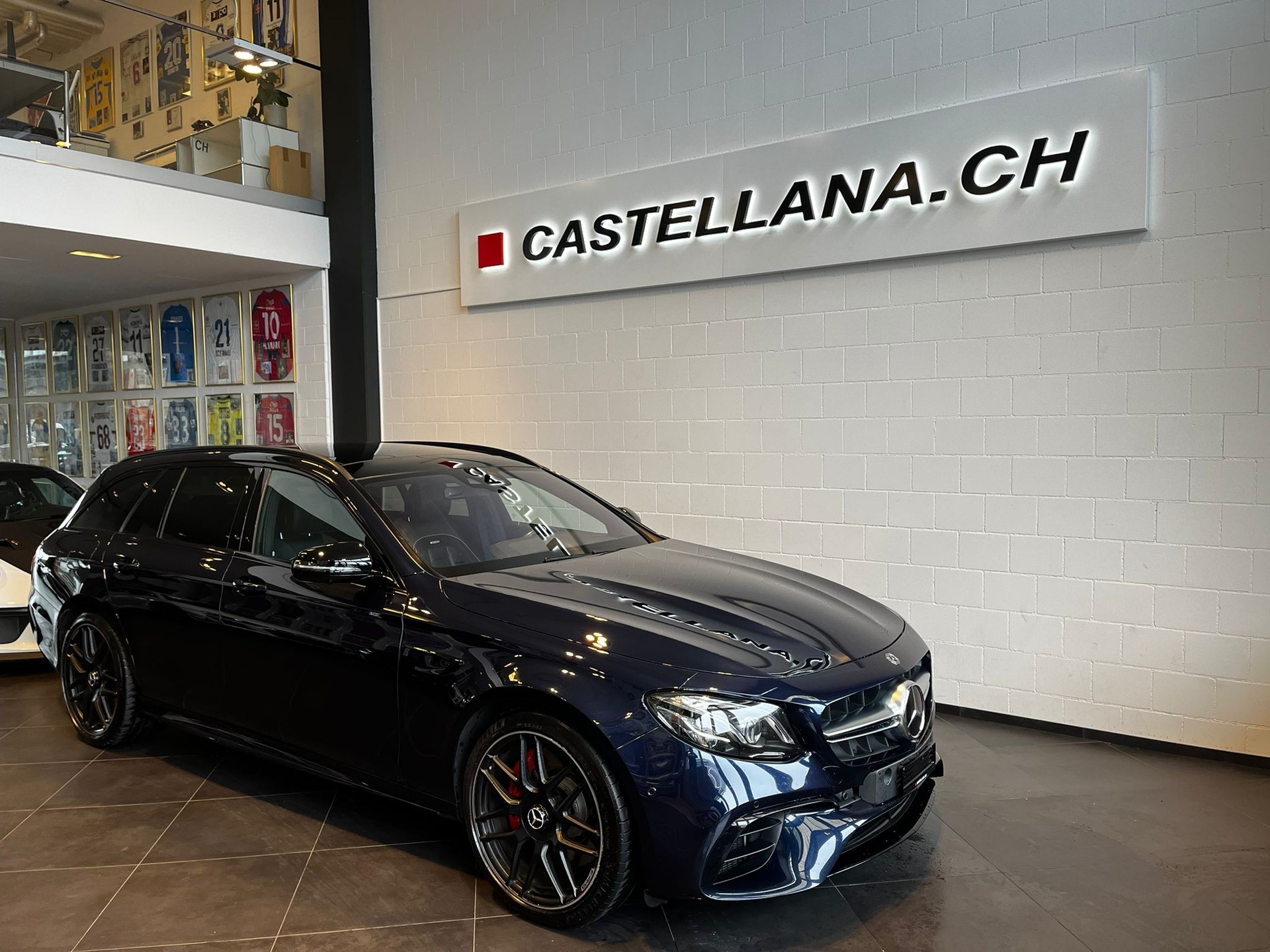 MERCEDES-BENZ E 63 AMG S 4 Matic-image-0