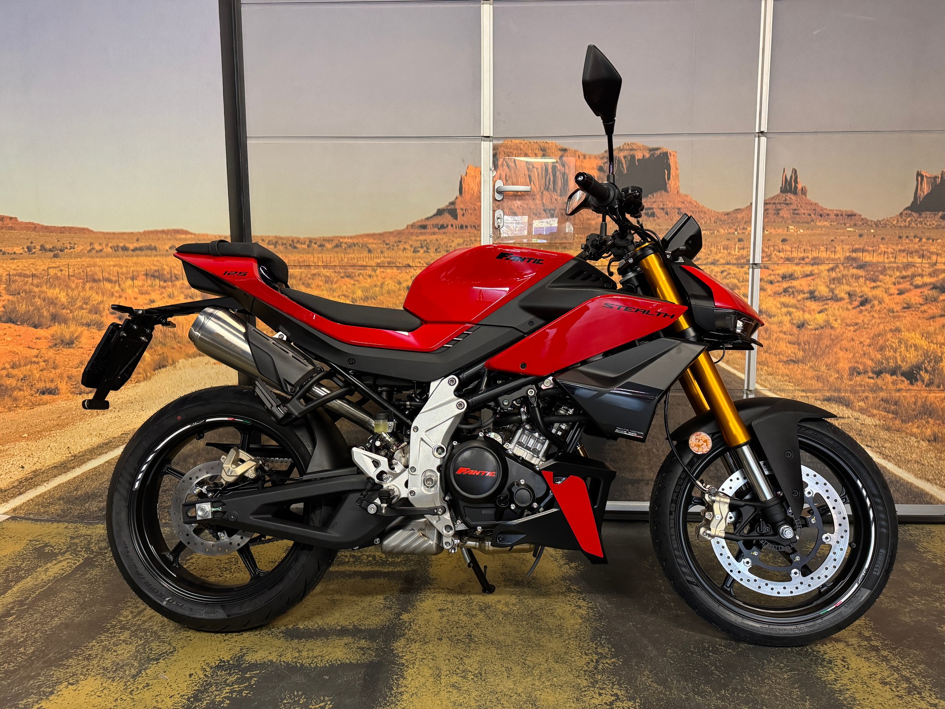 FANTIC STEALTH 125