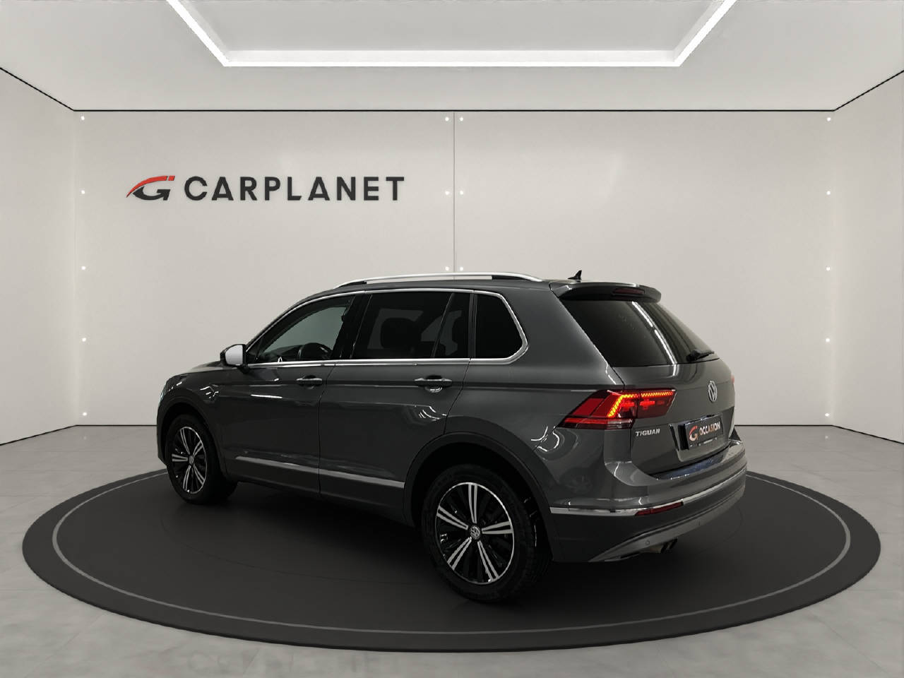 VW Tiguan 2.0 TSI Highline DSG-image-2