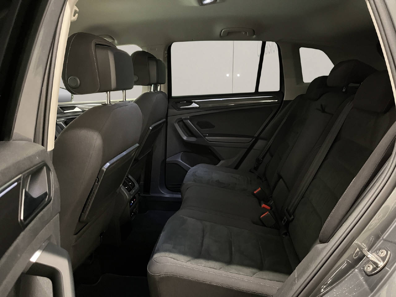 VW Tiguan 2.0 TSI Highline DSG-image-10