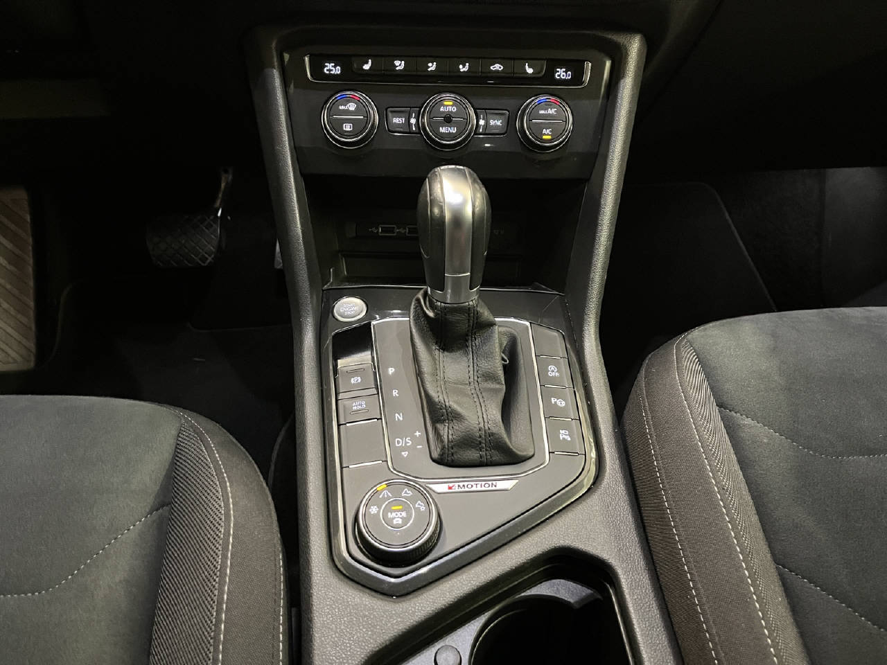 VW Tiguan 2.0 TSI Highline DSG-image-8