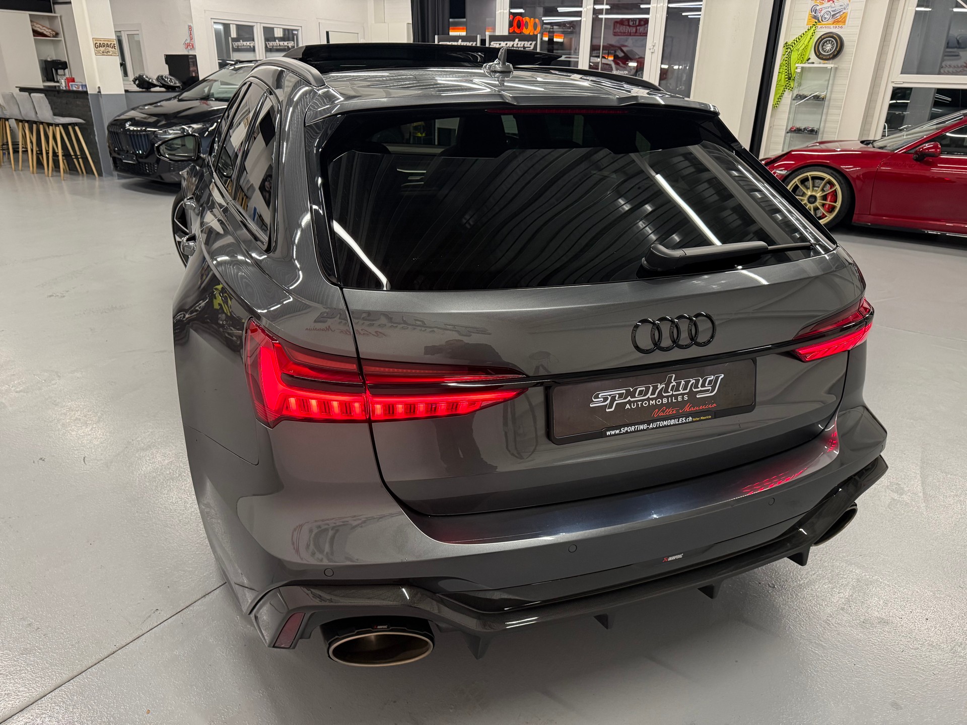 AUDI RS6 Avant 4.0 TFSI V8 Vossen 23 Akrapovic H&R quattro-image-9