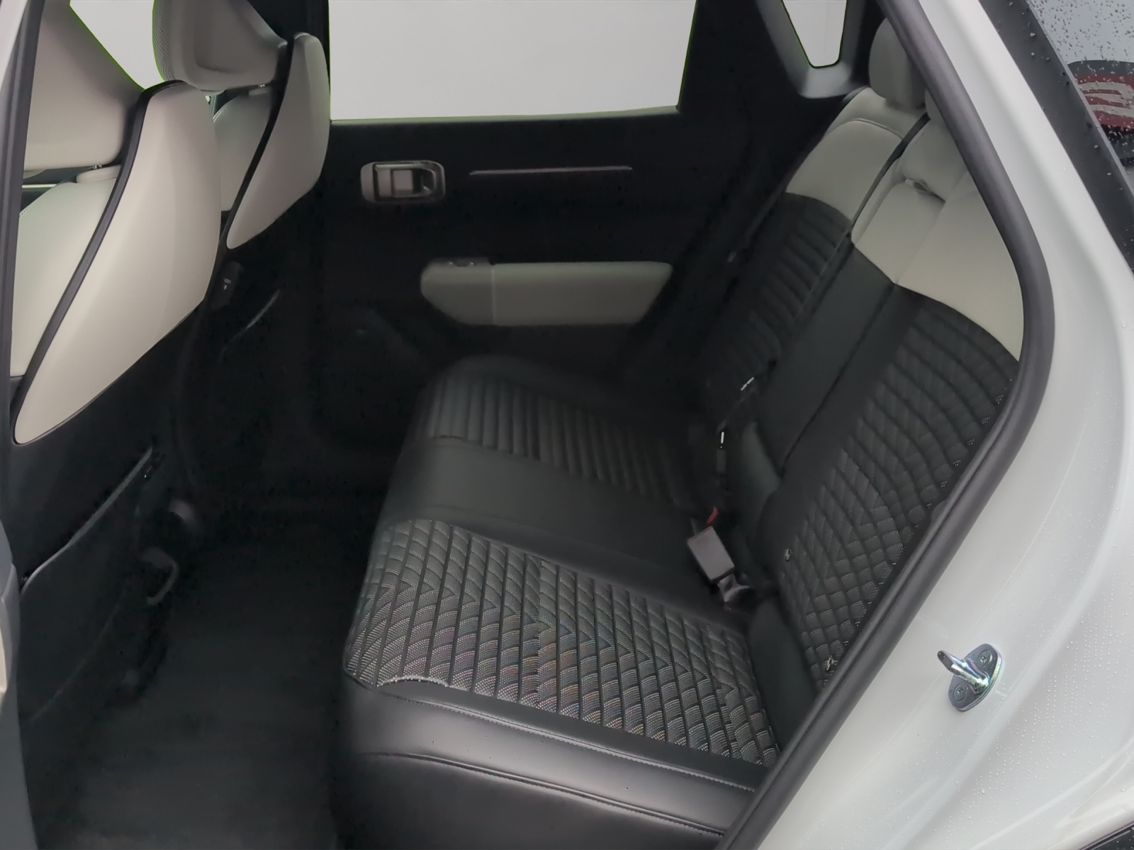 KIA EV4 81,4 kWh GT-Line / 0.00% Leasing-Aktion / CH-Fahrzeug mit 7-Jahre oder 150'000 KM Herstellergarantie-image-11