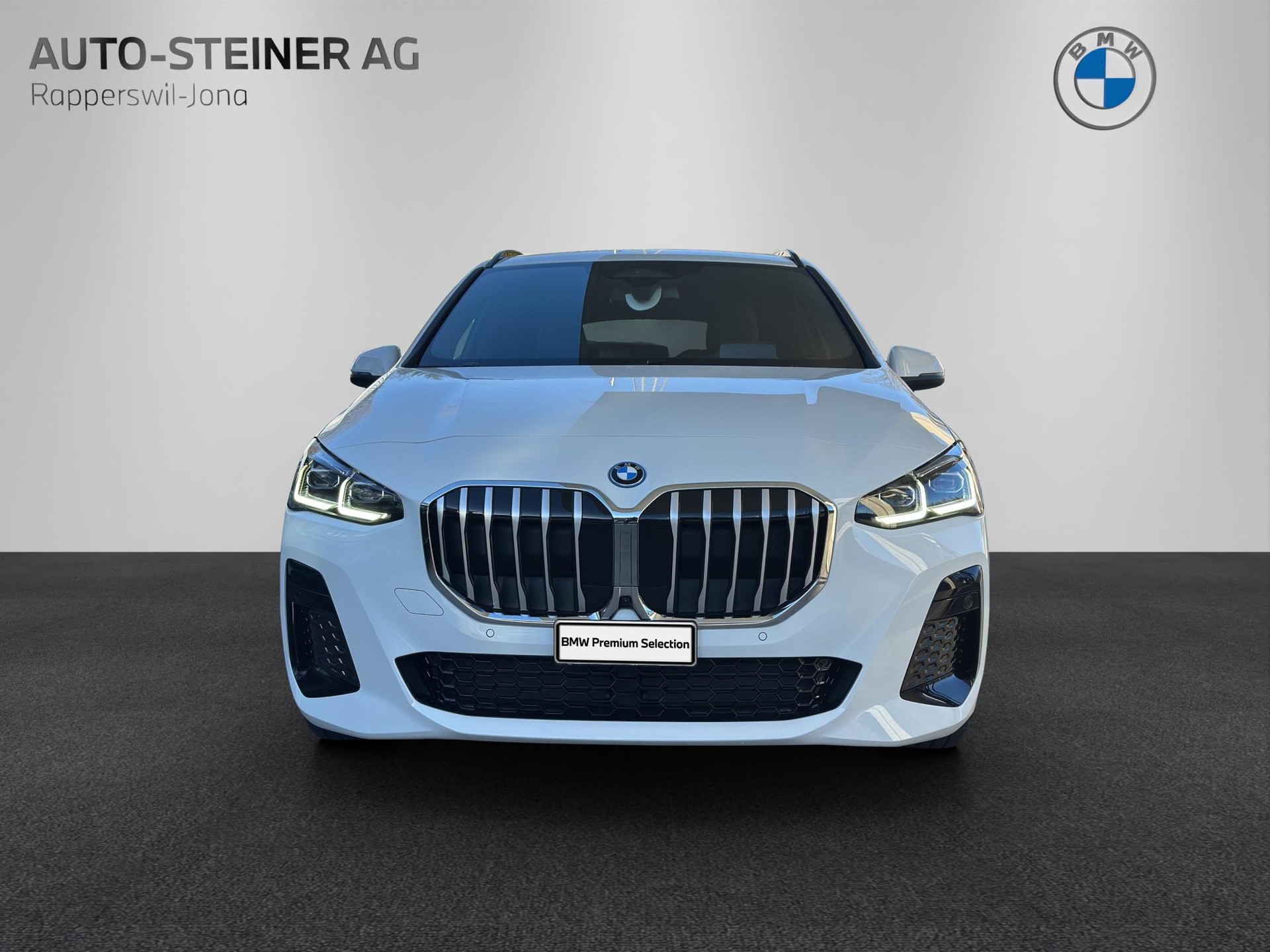 BMW 230e xDrive Active Tourer M Sport-image-7