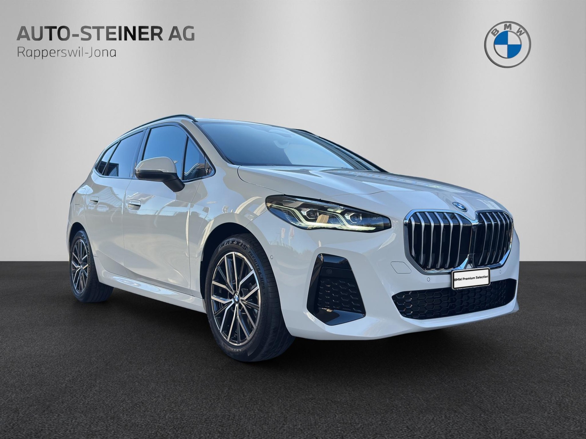 BMW 230e xDrive Active Tourer M Sport-image-6
