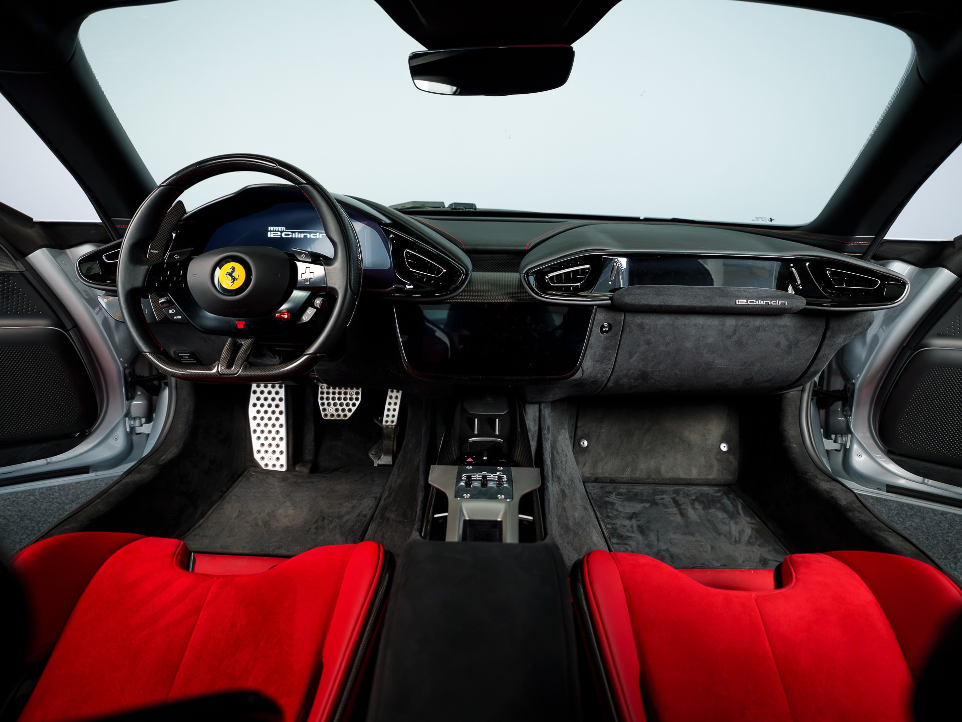 FERRARI 12 Cilindri sofort verfügbar-image-14