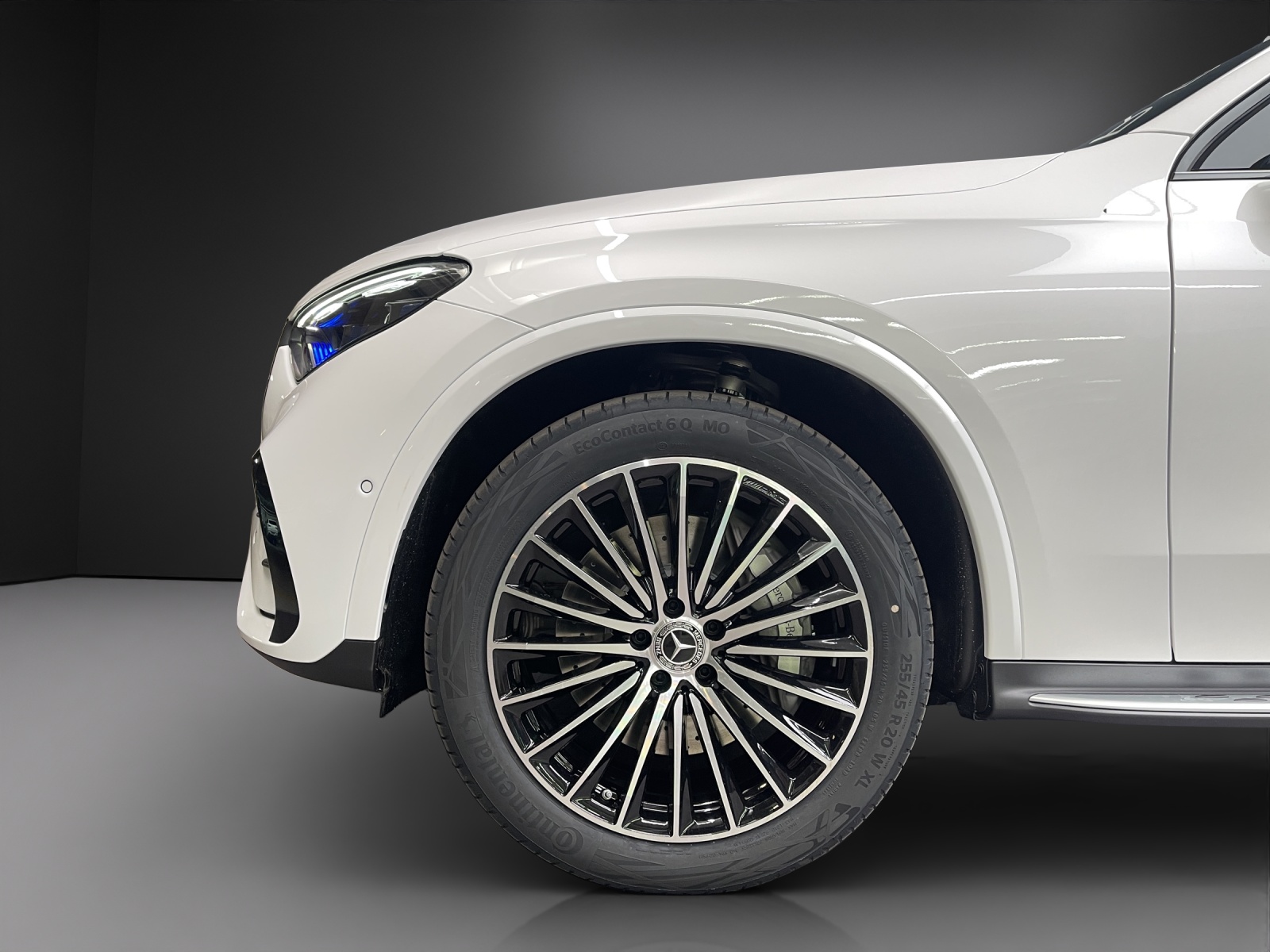 MERCEDES-BENZ GLC 300 4Matic 9G-Tronic-image-12