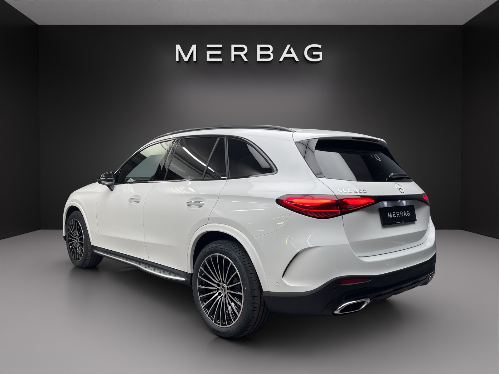 MERCEDES-BENZ GLC 300 4Matic 9G-Tronic-image-3