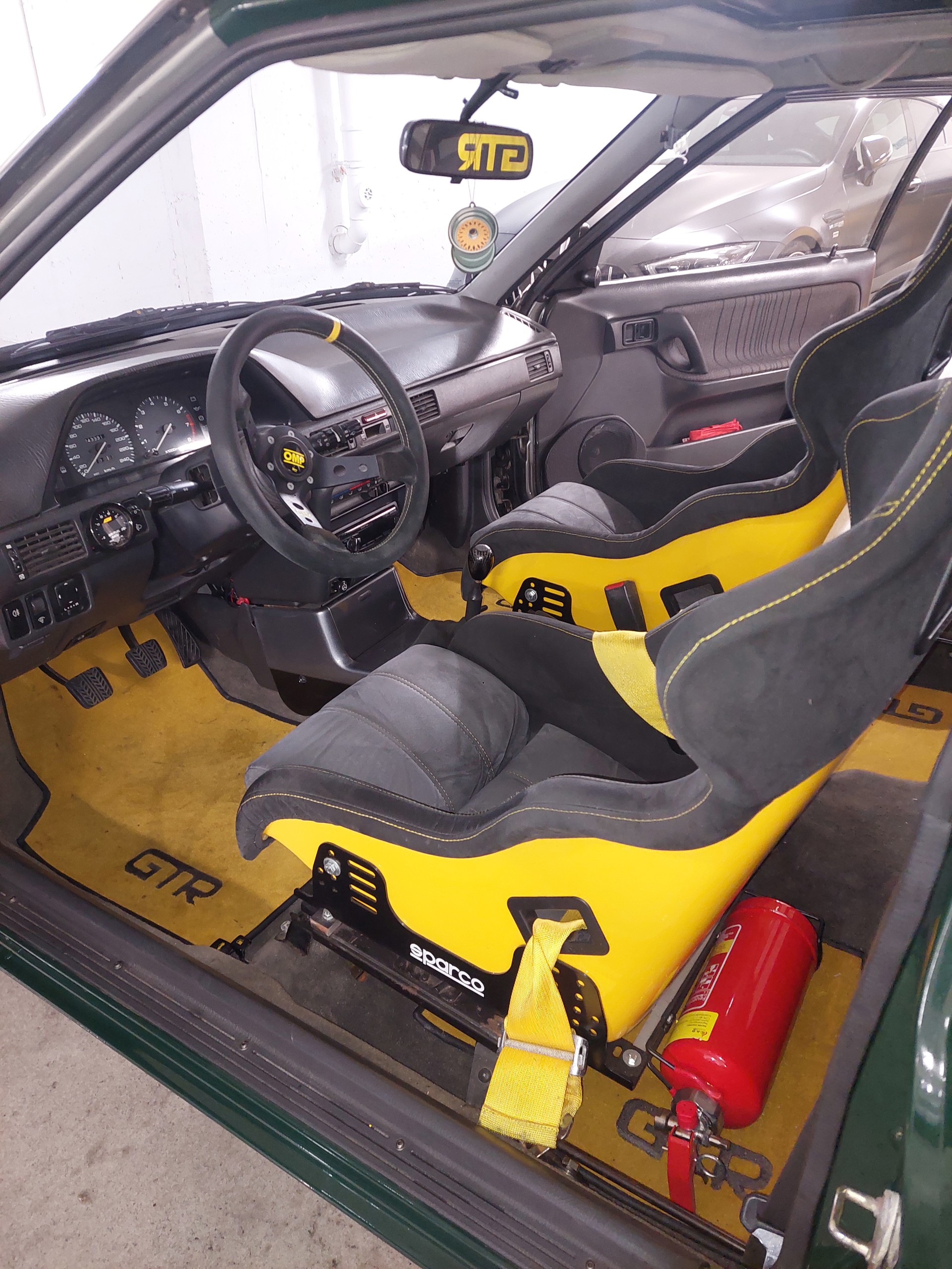 MAZDA 323 1.8i 16V GT-R 4WD-image-6
