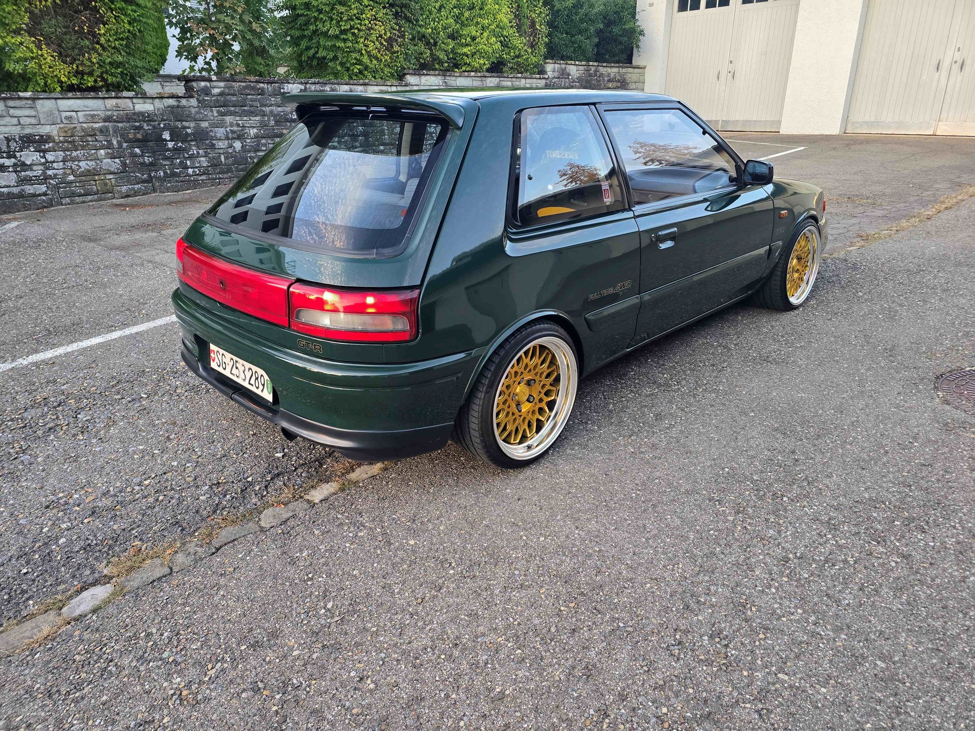 MAZDA 323 1.8i 16V GT-R 4WD-image-6