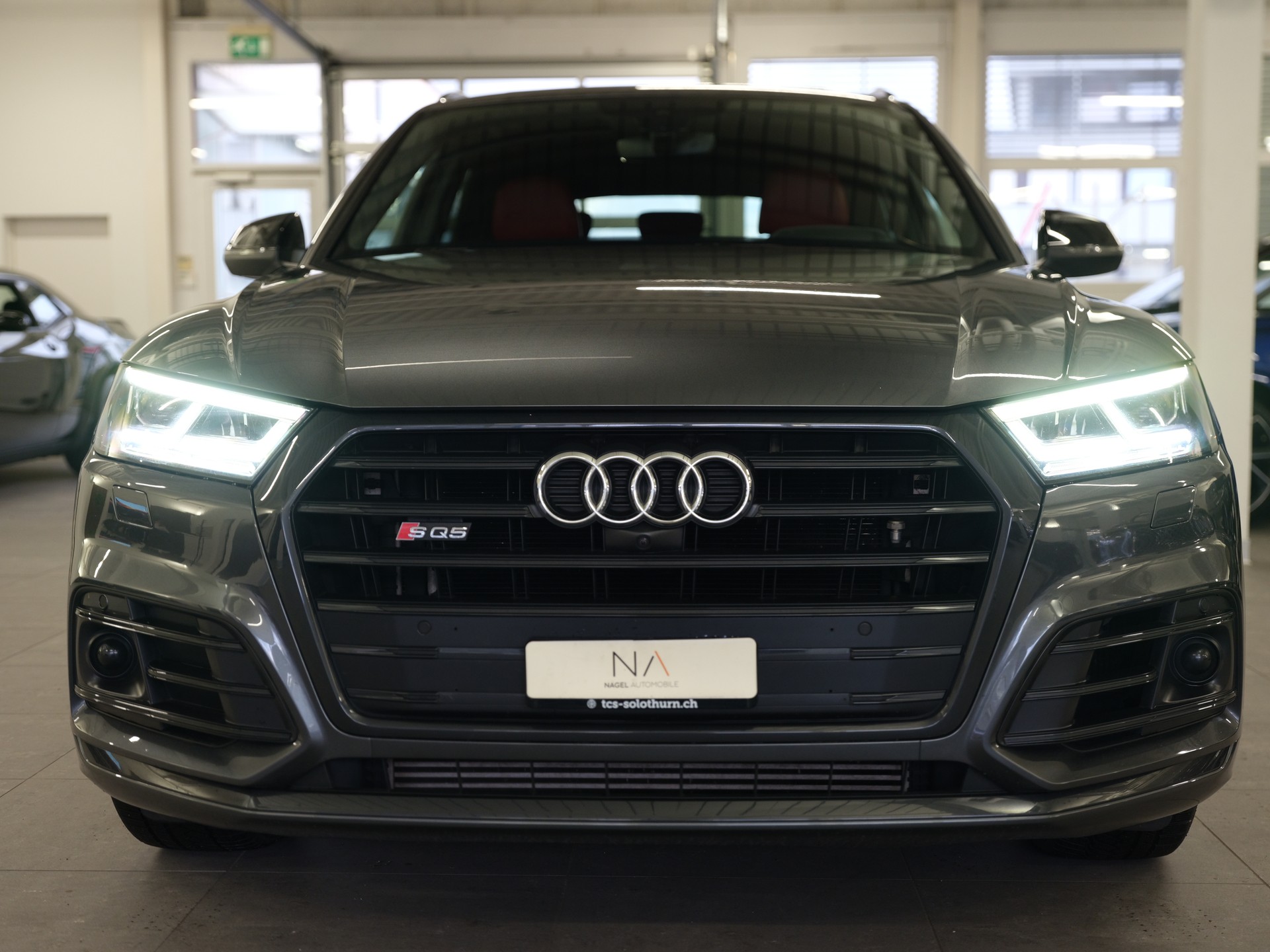 AUDI SQ5 3.0 TFSI quattro S-tronic-image-2