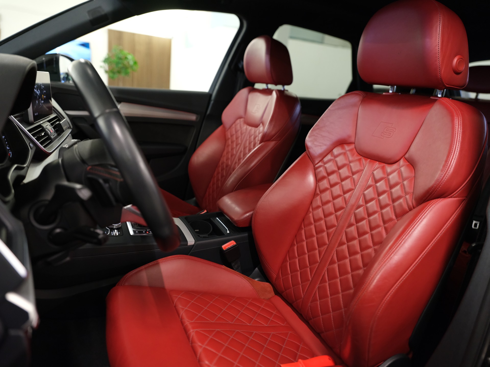 AUDI SQ5 3.0 TFSI quattro S-tronic-image-16