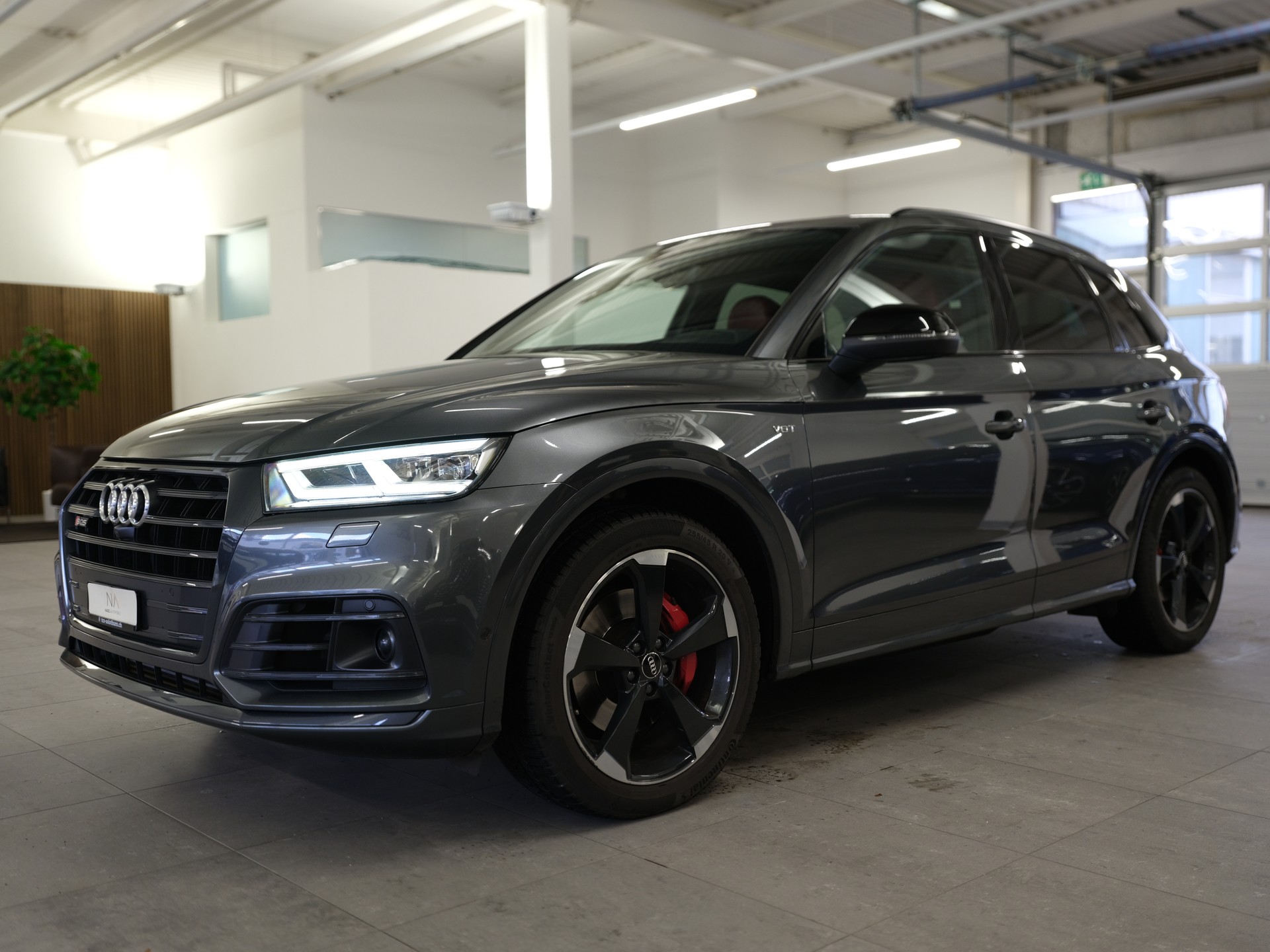 AUDI SQ5 3.0 TFSI quattro S-tronic-image-3
