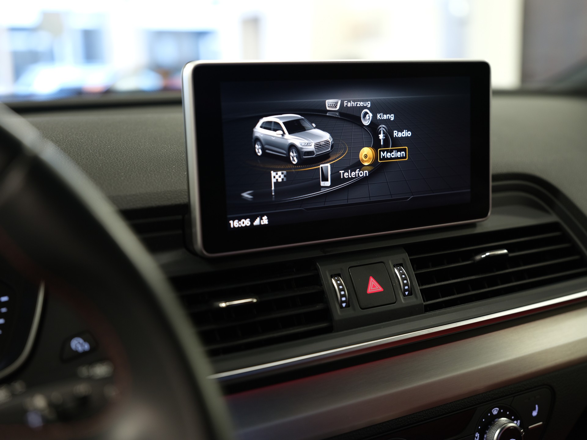 AUDI SQ5 3.0 TFSI quattro S-tronic-image-22