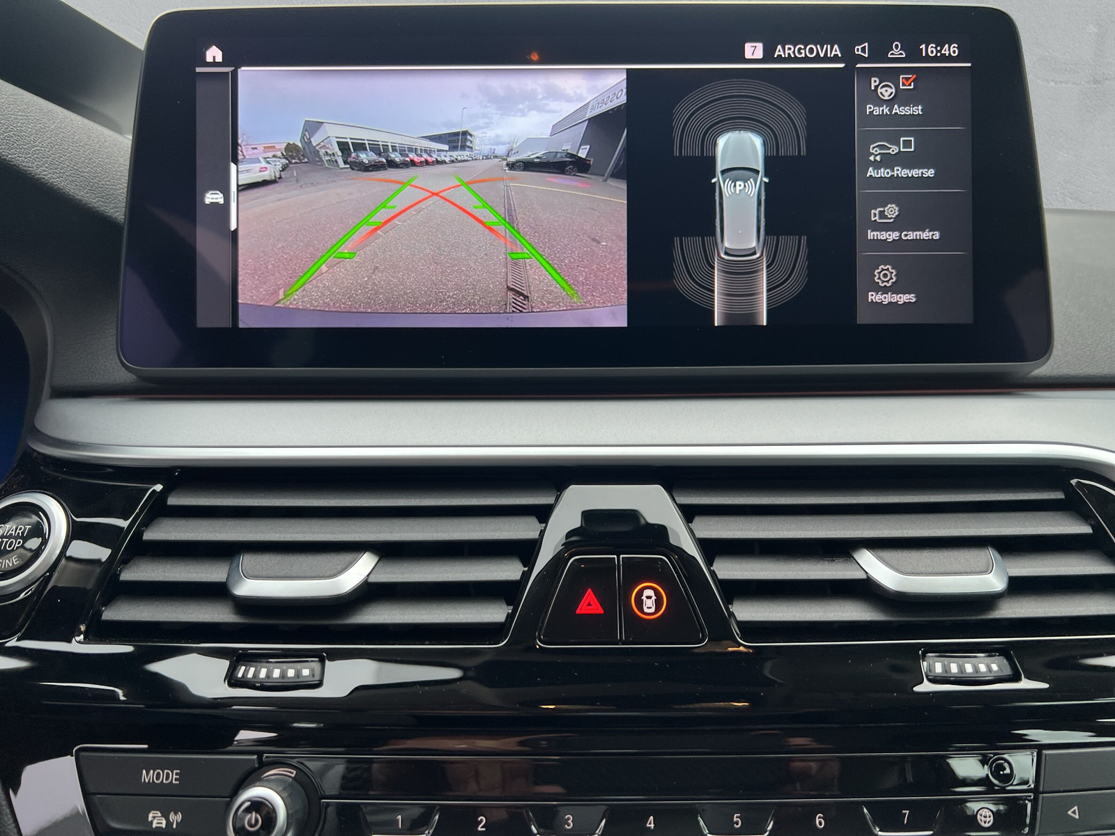 BMW 530d xDrive 48V Touring Steptronic📍-image-16