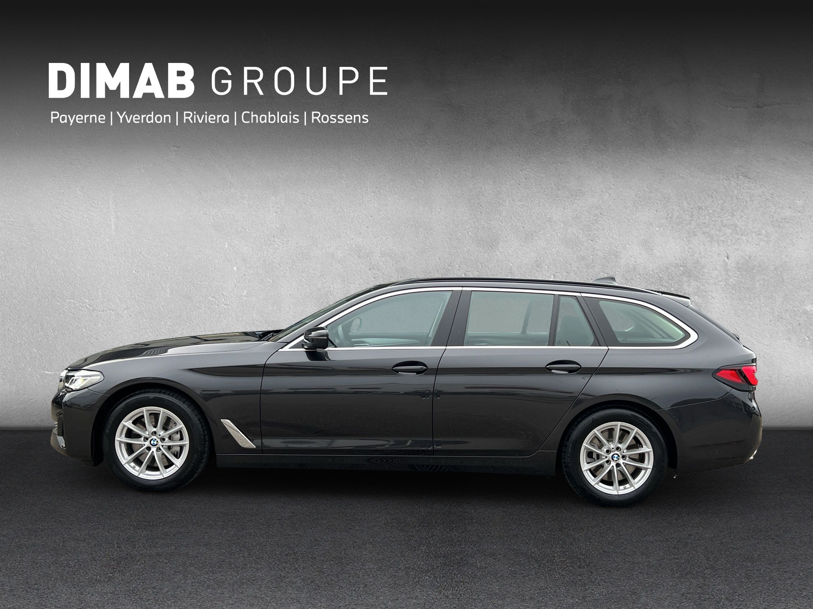 BMW 530d xDrive 48V Touring Steptronic📍-image-1
