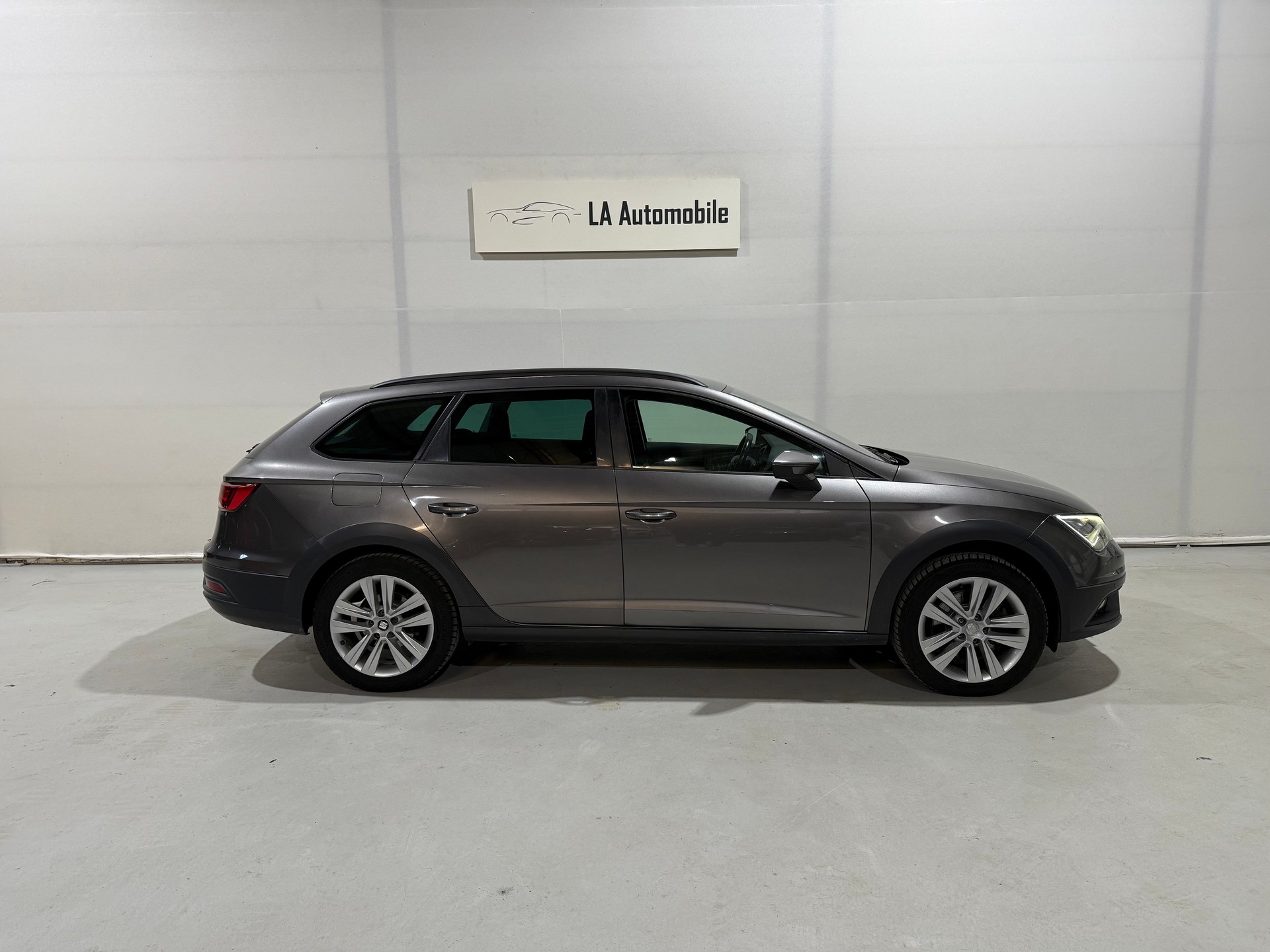 SEAT Leon ST 2.0 TDI X-Perience 4Drive DSG-image-6
