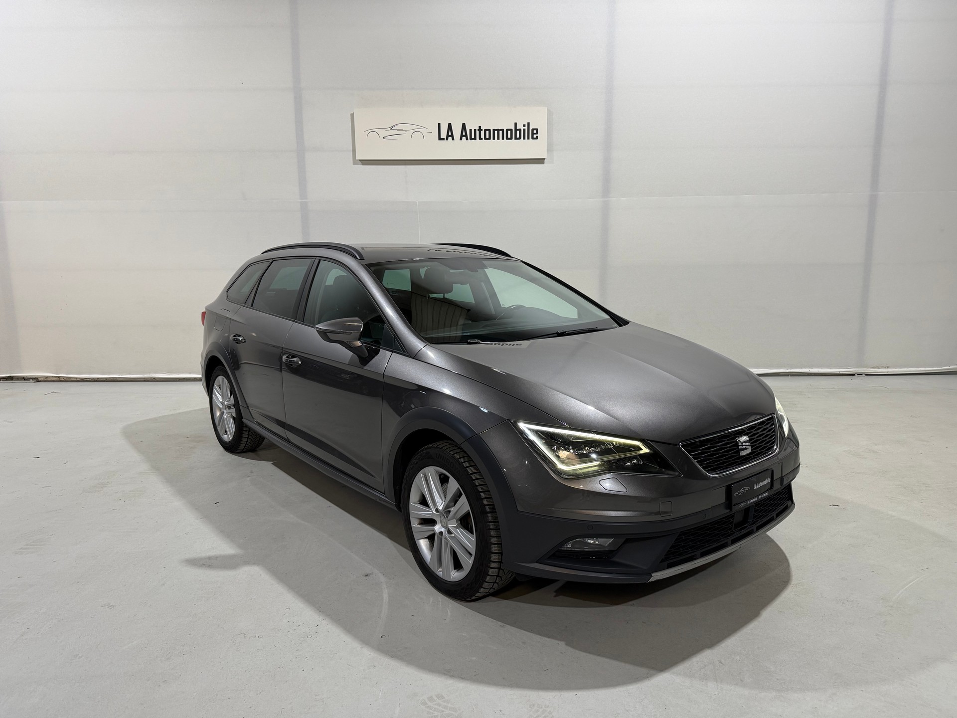 SEAT Leon ST 2.0 TDI X-Perience 4Drive DSG-image-4
